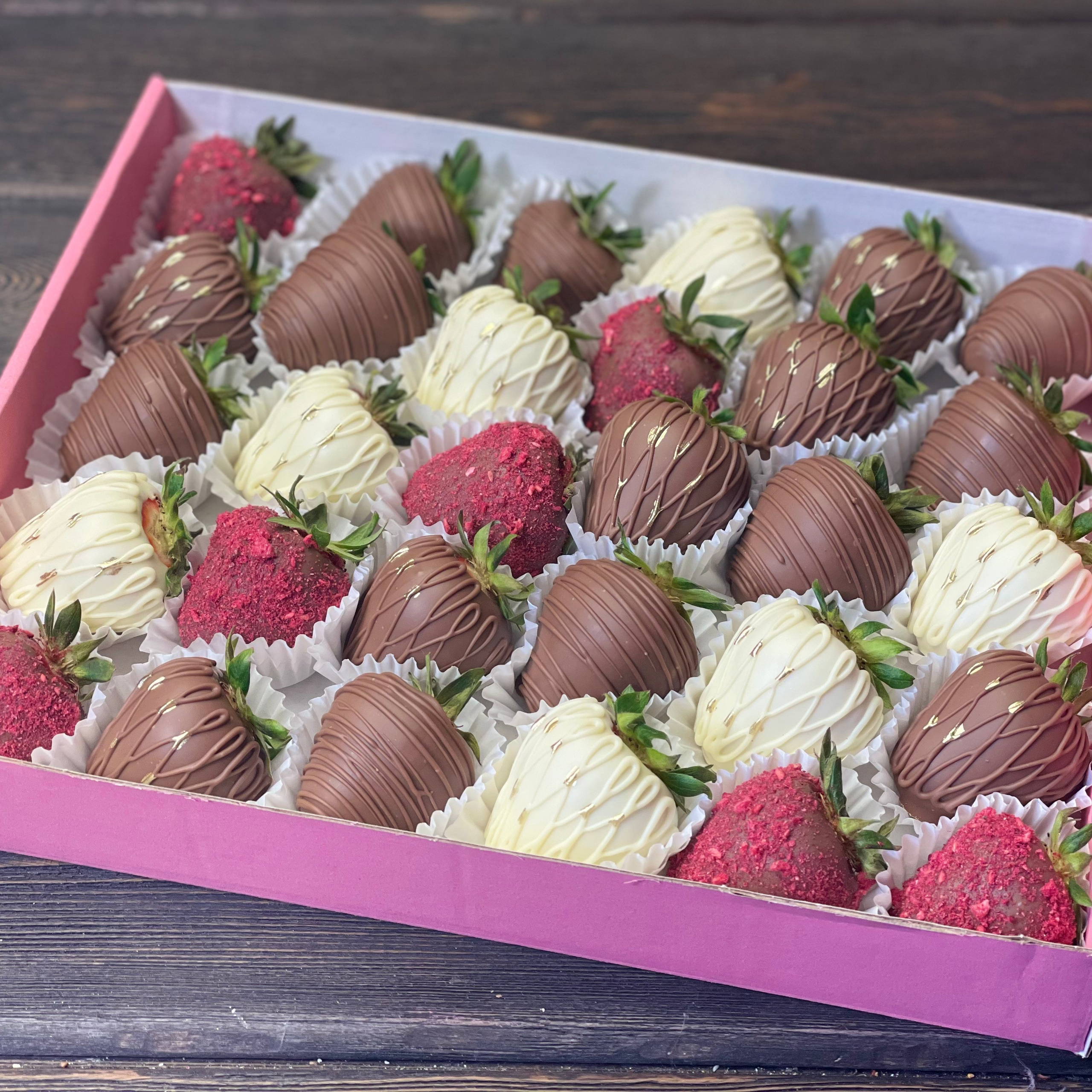 Набор Клубника в шоколаде «Стильный узор». Клубника в шоколаде в Сургуте