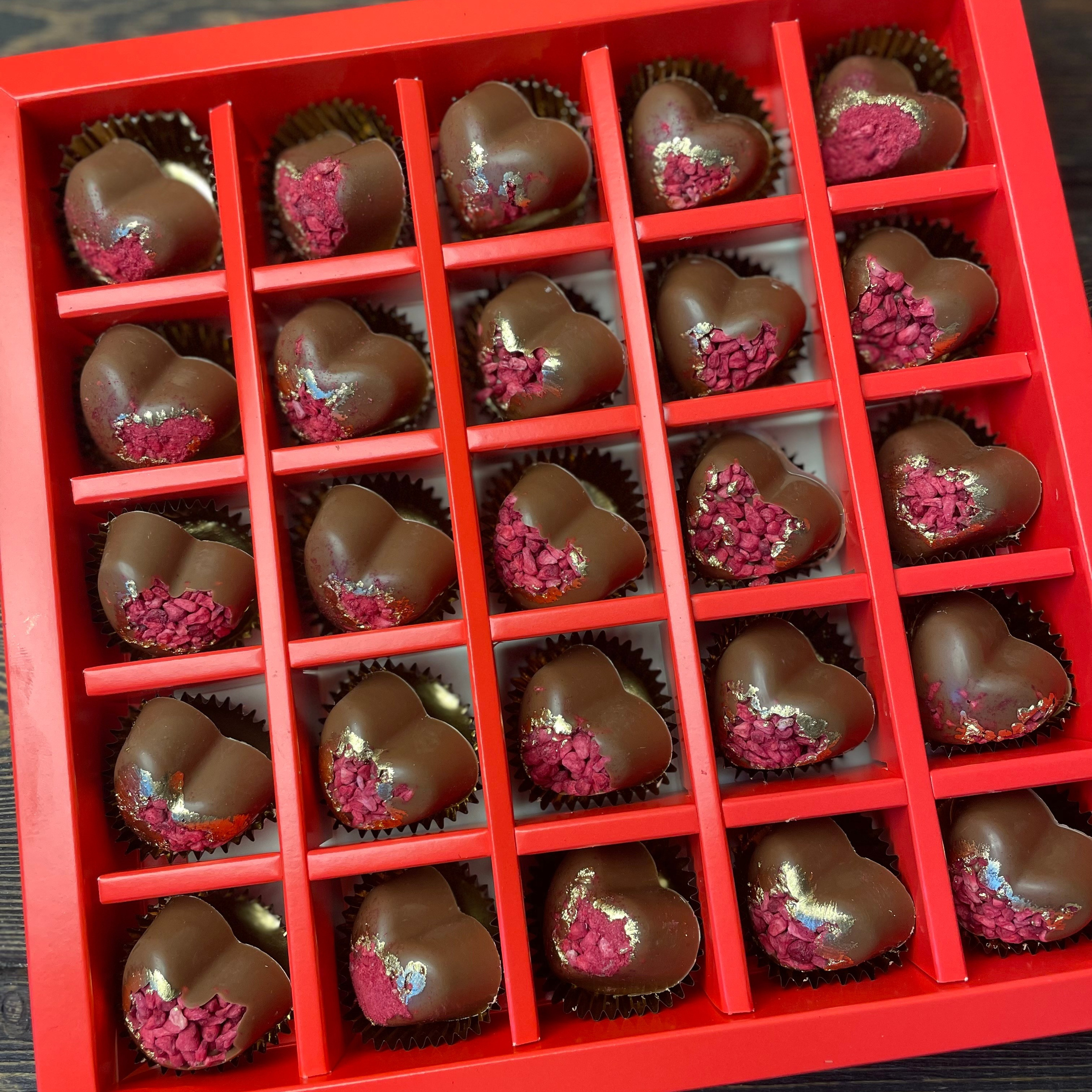 Шоколадные конфеты. Клубника в шоколаде в Сургуте