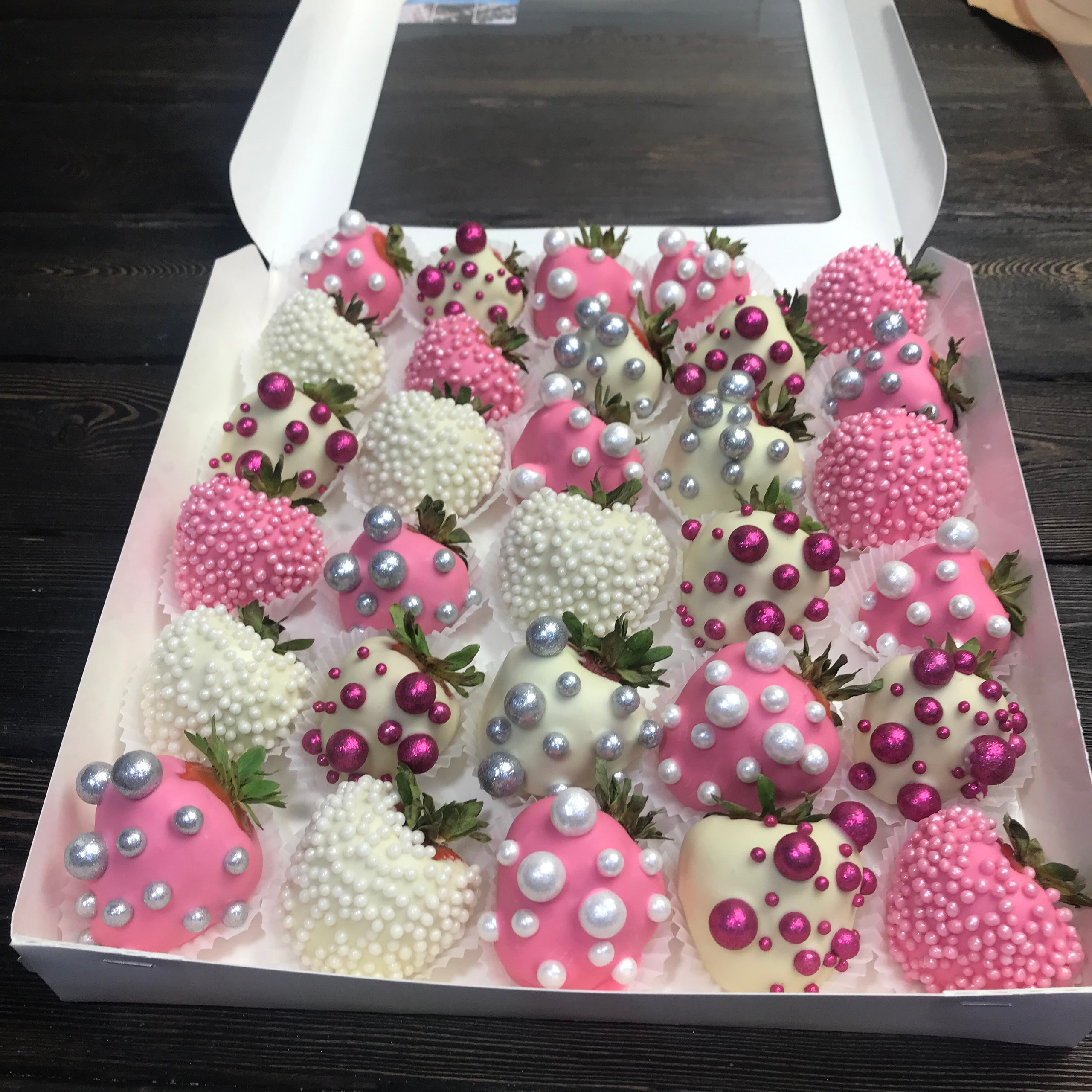 Набор Клубника в шоколаде «Бусинка». Клубника в шоколаде в Сургуте