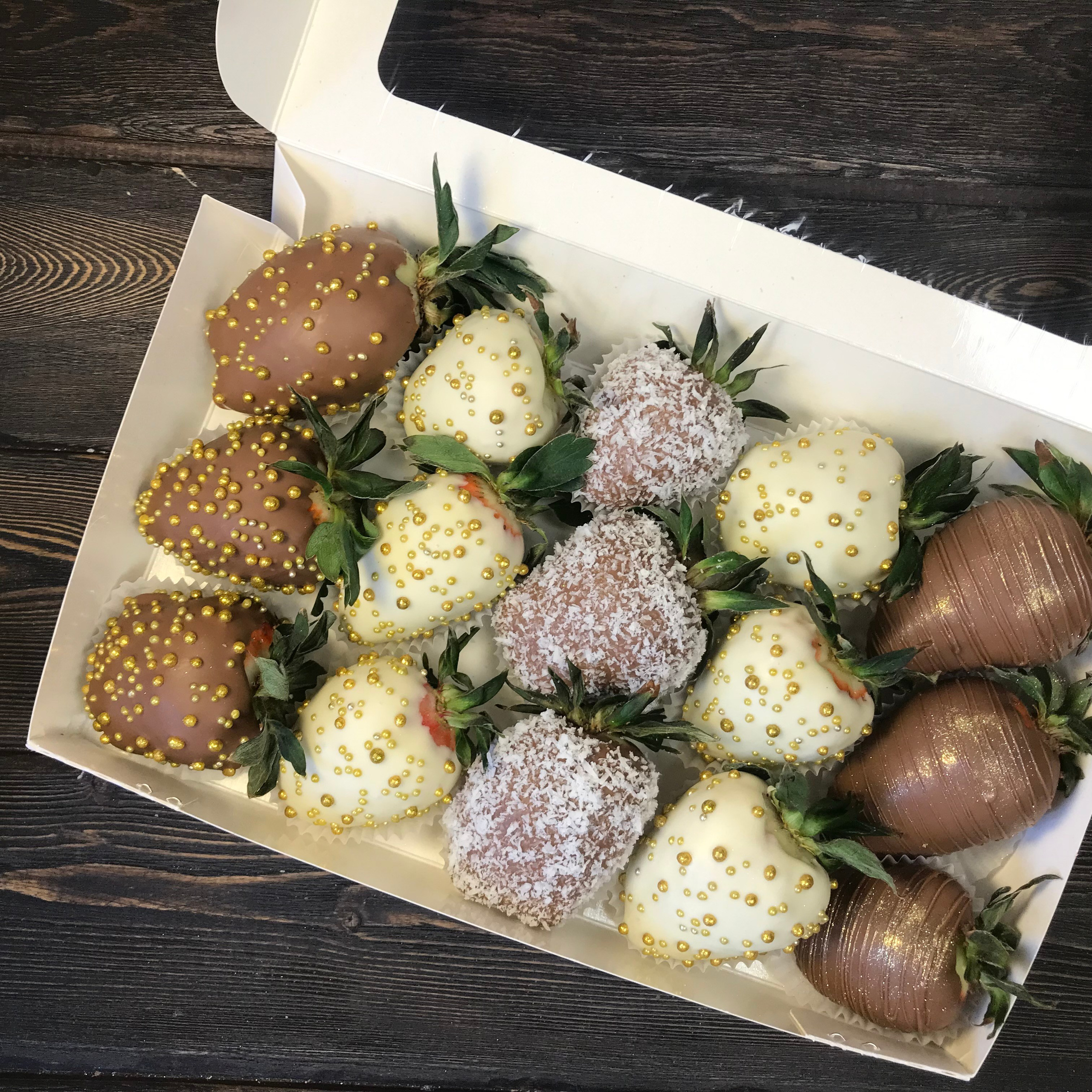 Набор Клубника в шоколаде «Снежная вьюга». Клубника в шоколаде в Сургуте