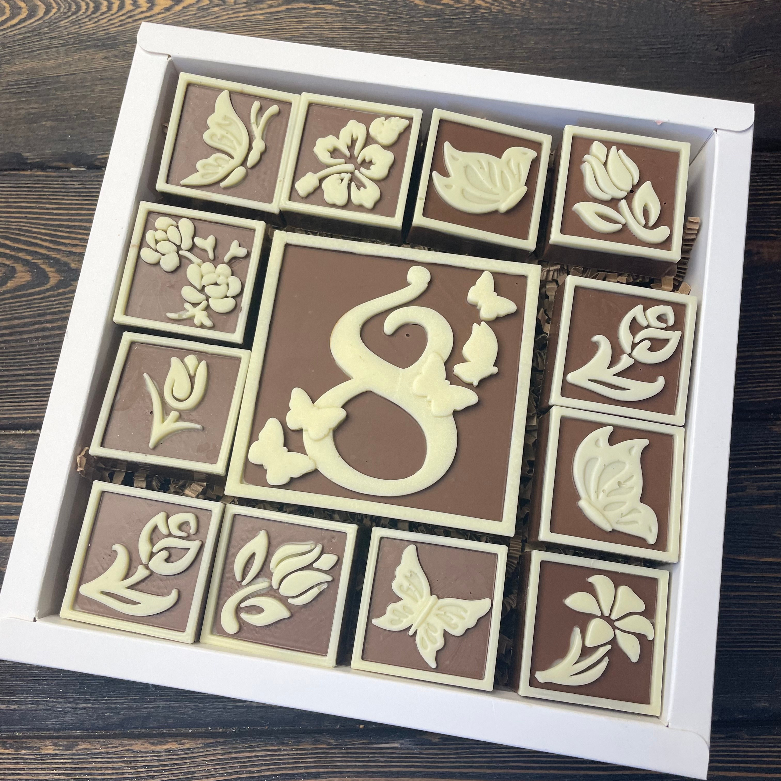 Шоколадный набор «8 марта». Клубника в шоколаде в Сургуте