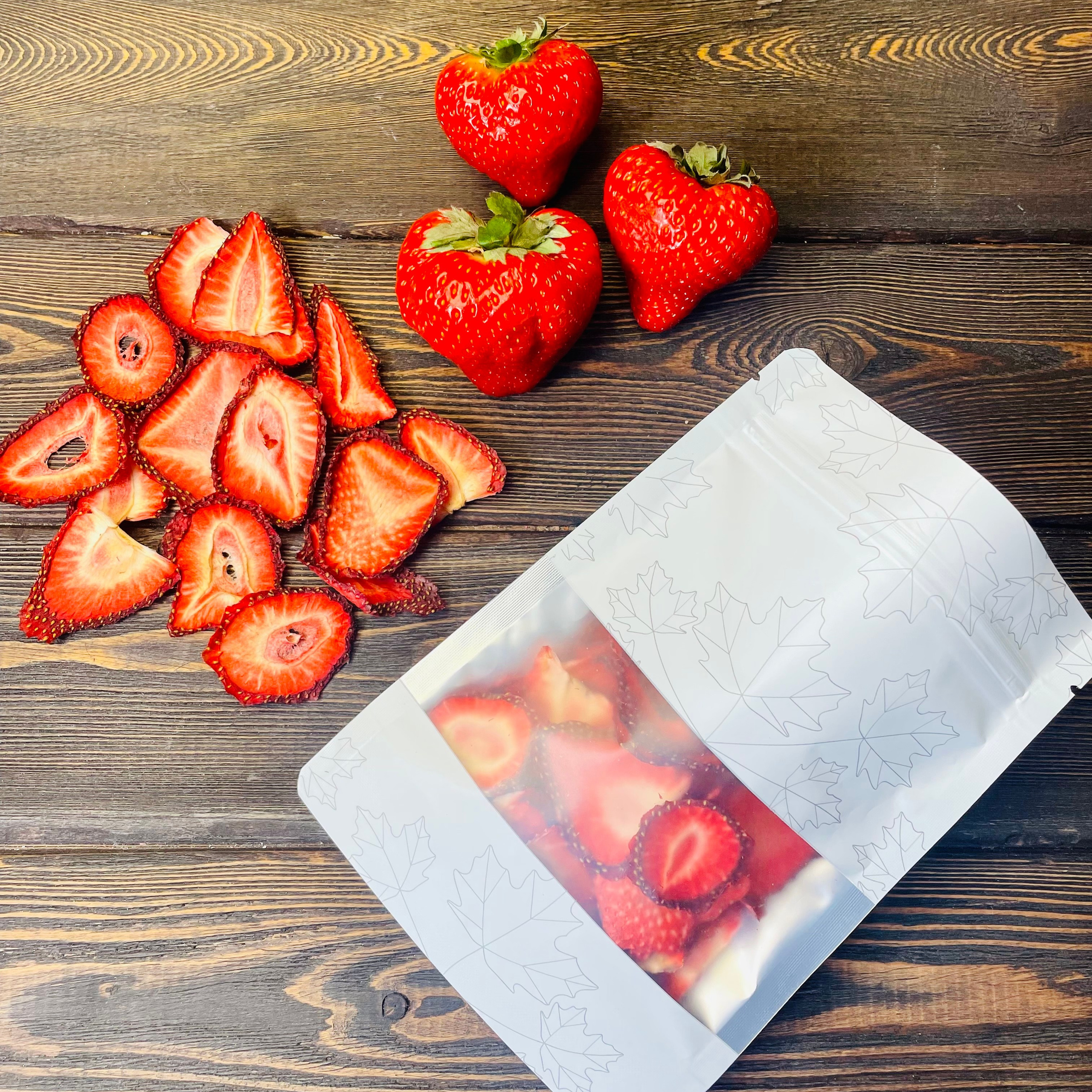 Клубника сушеная. Клубника в шоколаде в Сургуте