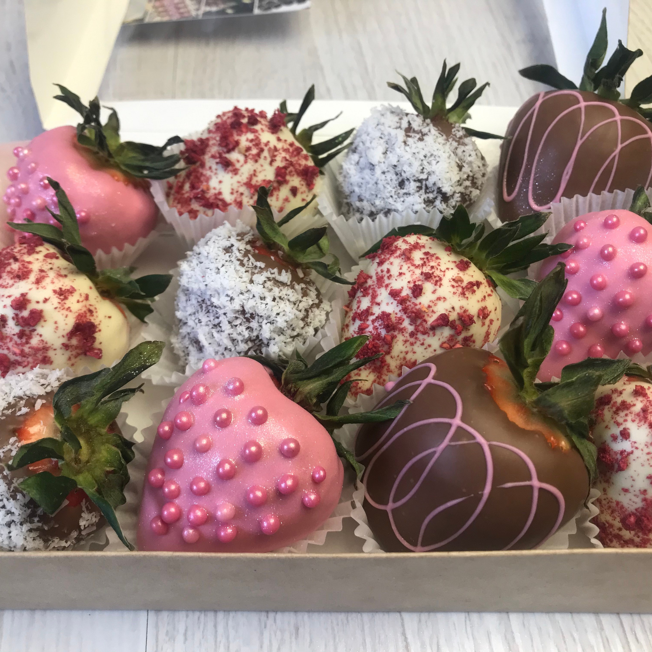 Набор Клубника в шоколаде «Цветочная фантазия». Клубника в шоколаде в Сургуте