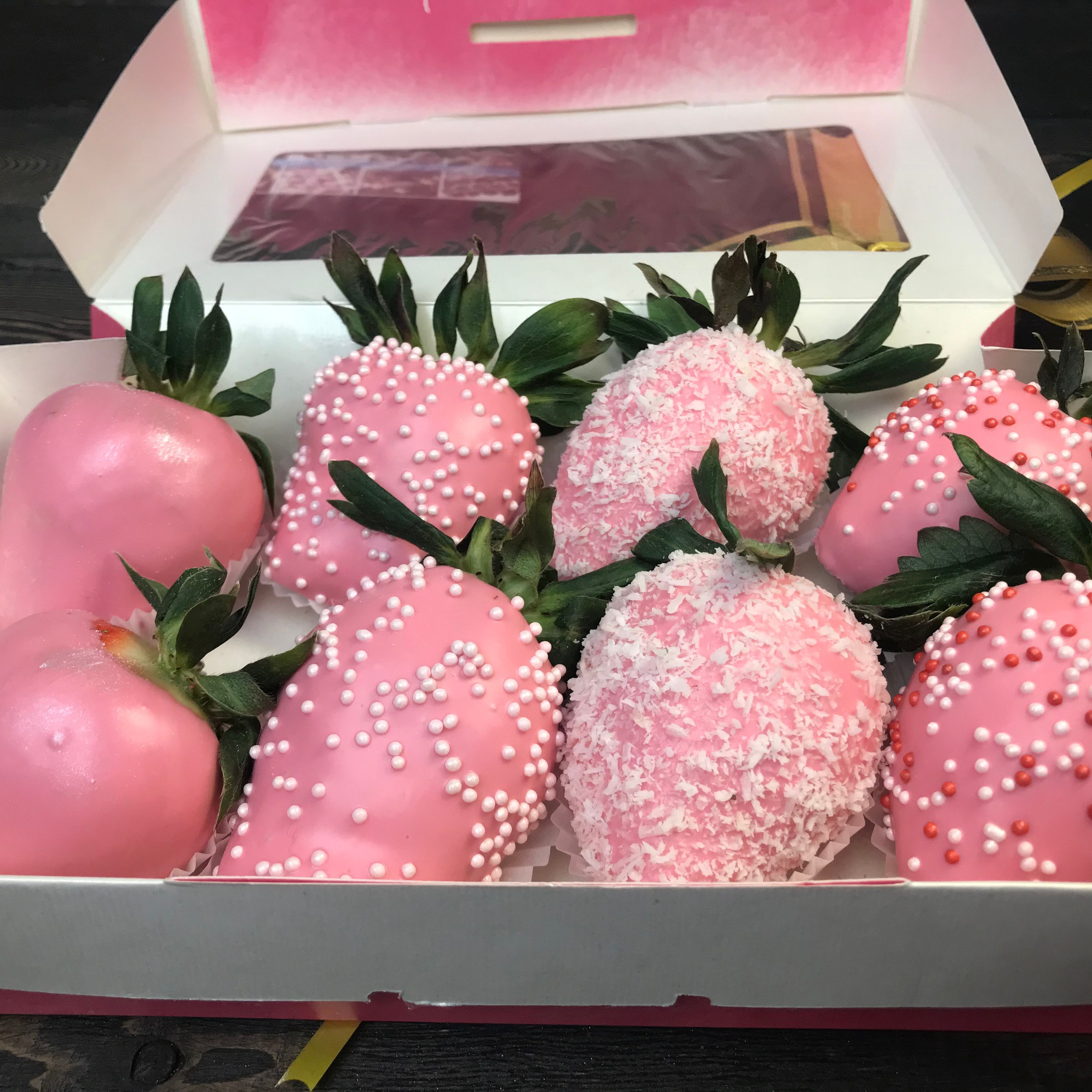 Набор Клубника в шоколаде «Нежный сонет». Клубника в шоколаде в Сургуте