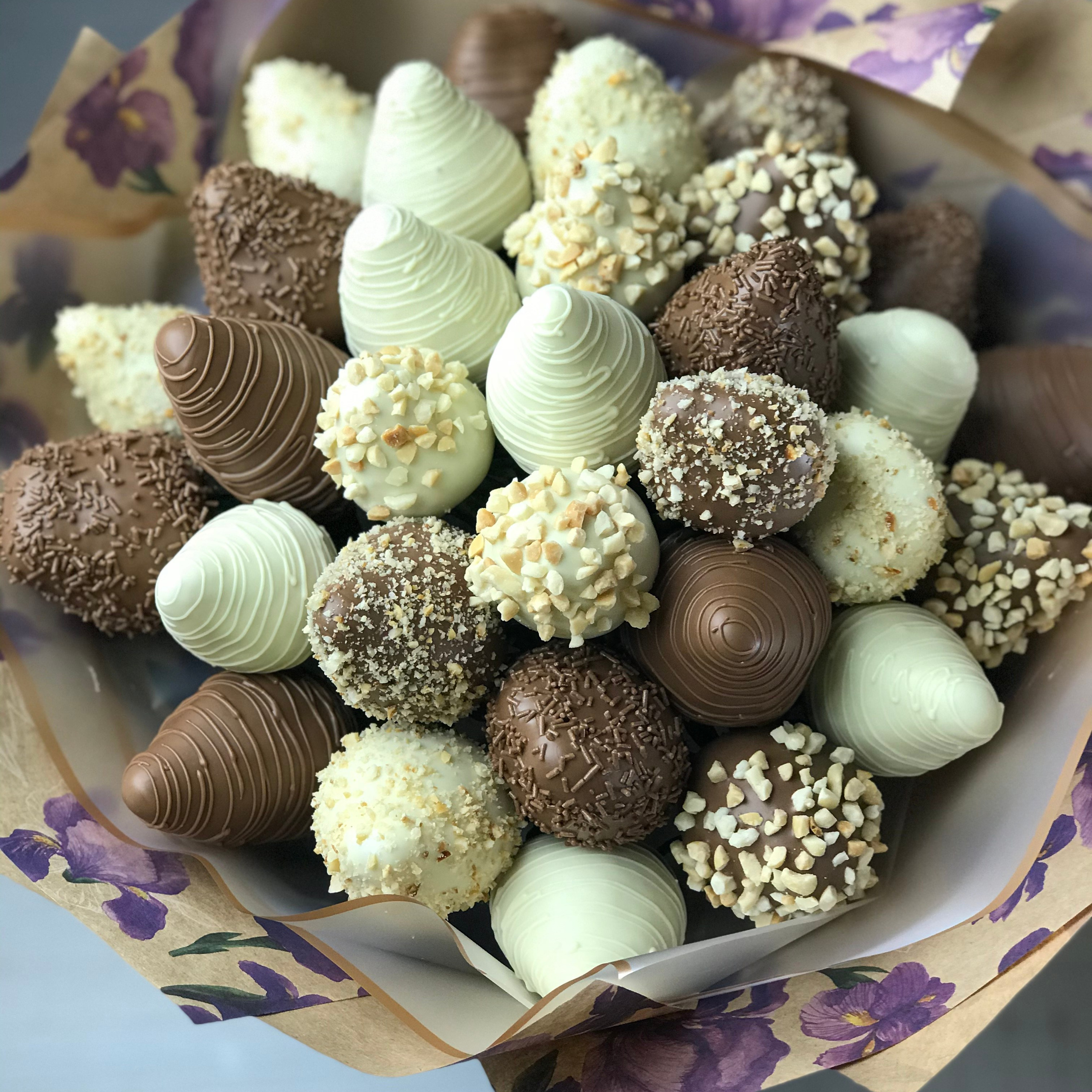 Букет из клубники в шоколаде "Шоколадная роскошь". Клубника в шоколаде в Сургуте