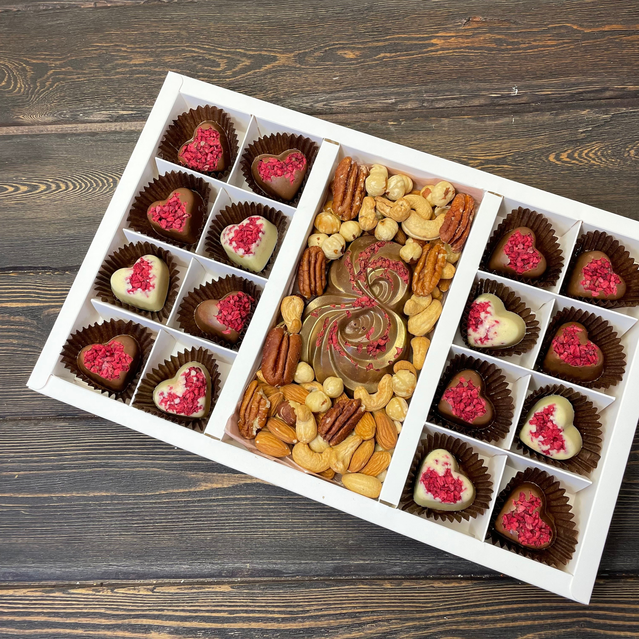 Шоколадные конфеты. Клубника в шоколаде в Сургуте