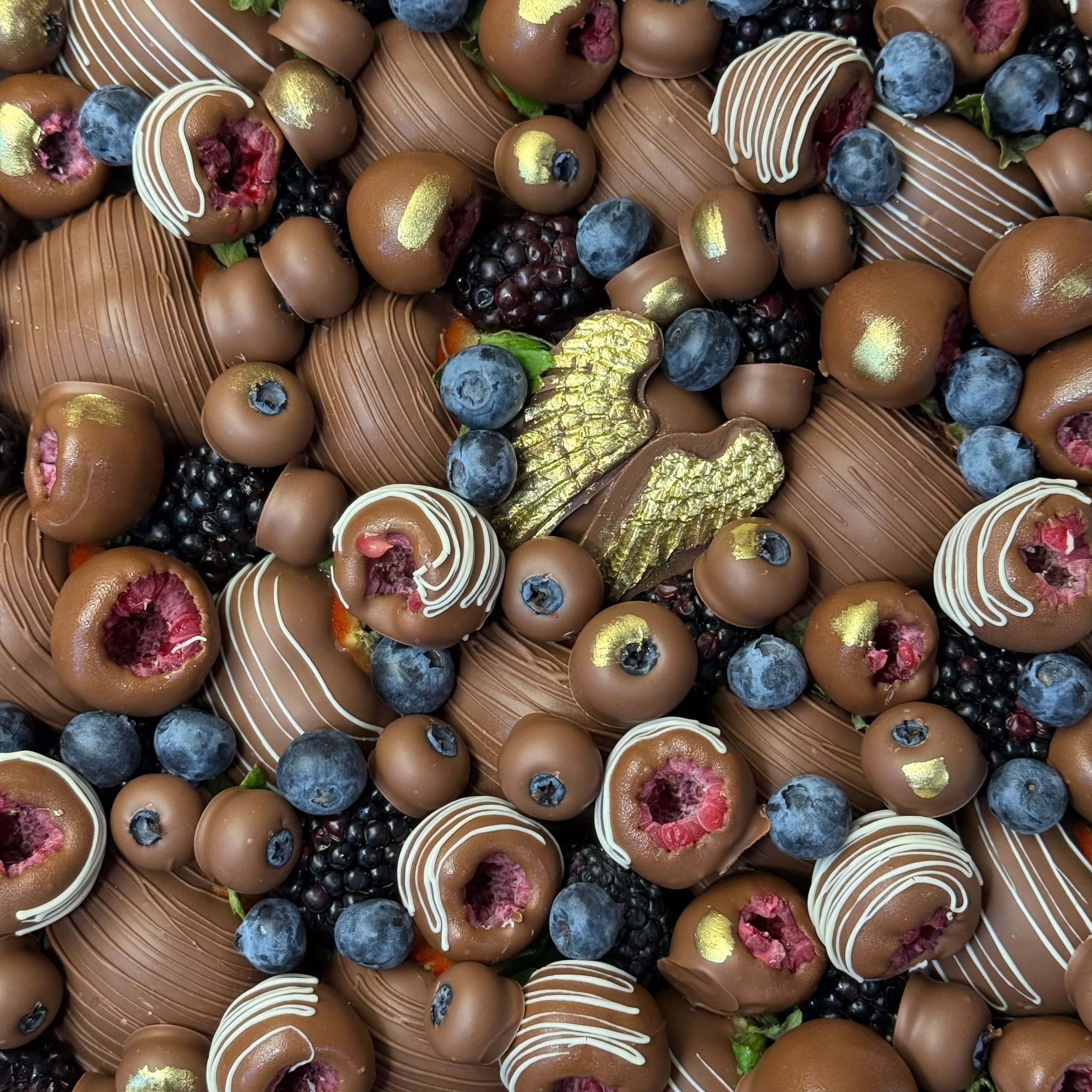 Набор Клубника в шоколаде «Роскошь». Клубника в шоколаде в Сургуте