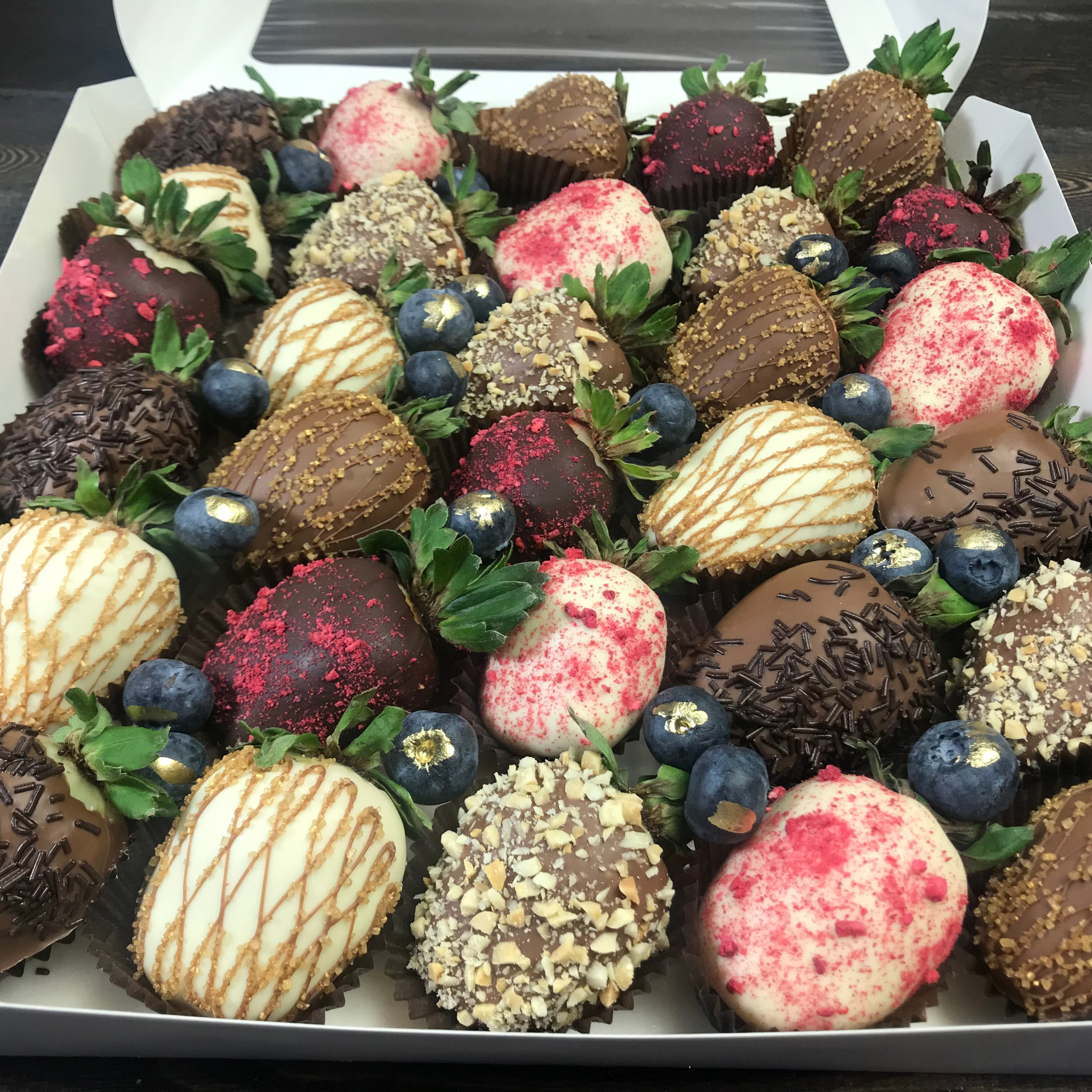 Набор Клубника в шоколаде "Созвездие". Клубника в шоколаде в Сургуте