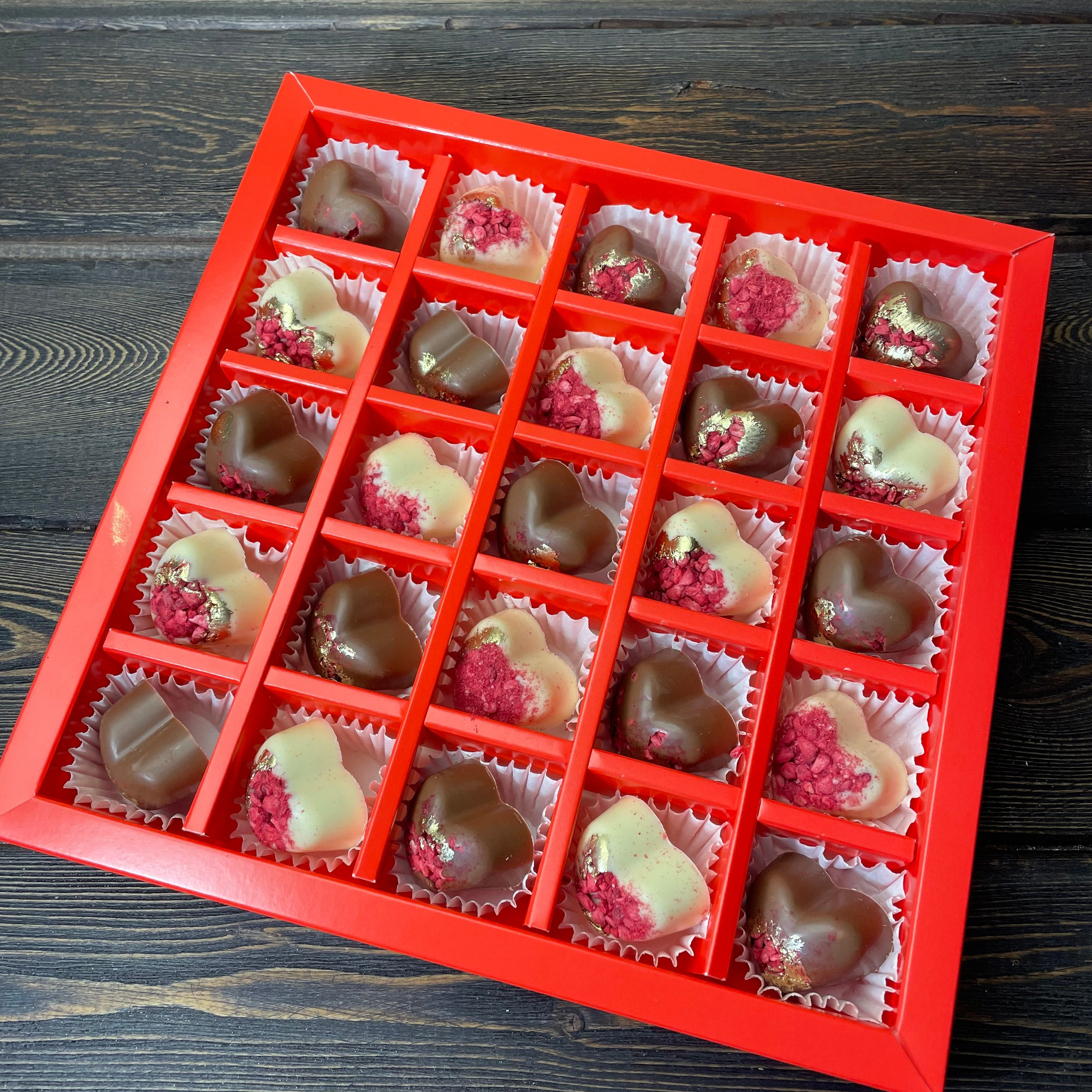 Шоколадные конфеты. Клубника в шоколаде в Сургуте