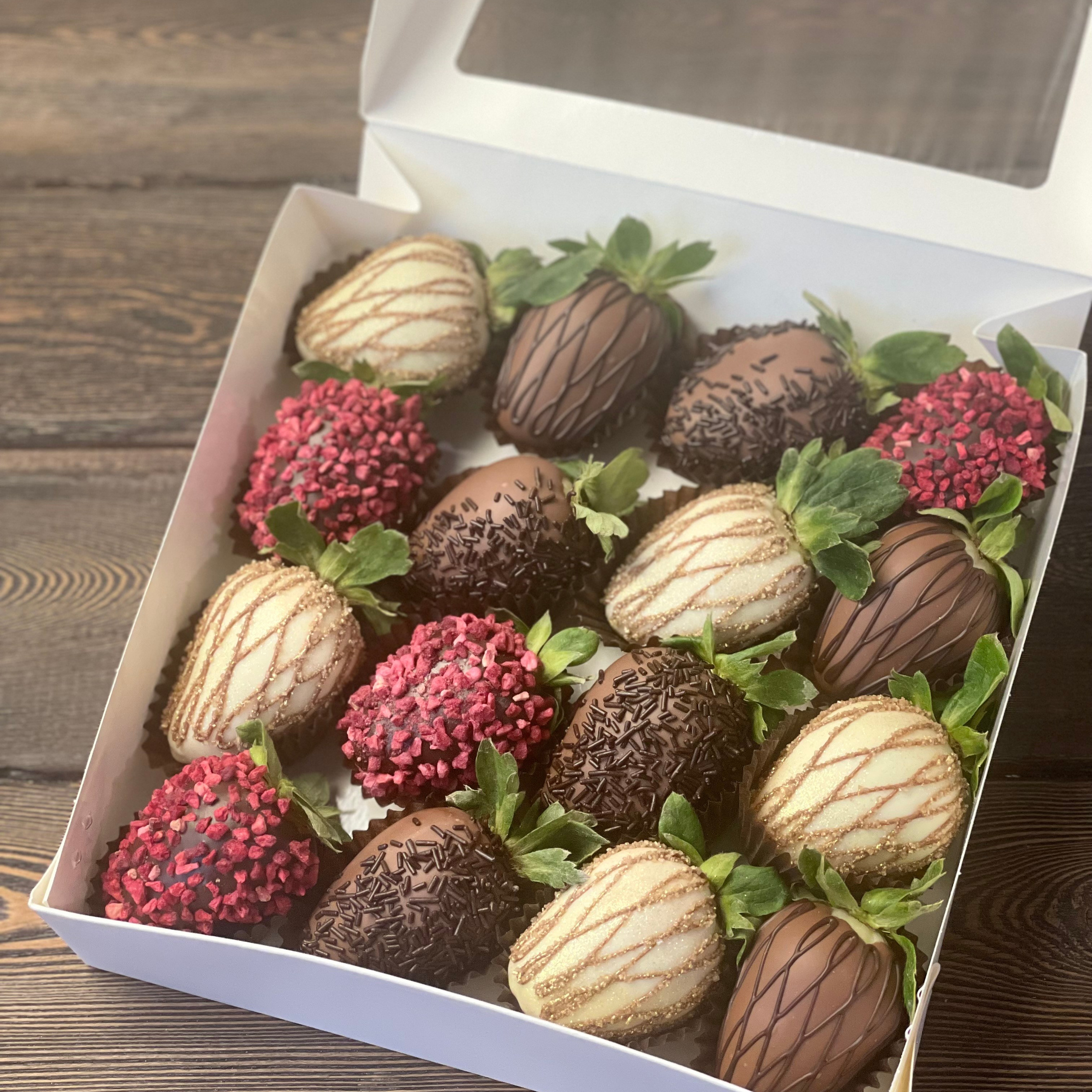 Набор Клубника в шоколаде «Солнечная улыбка». Клубника в шоколаде в Сургуте