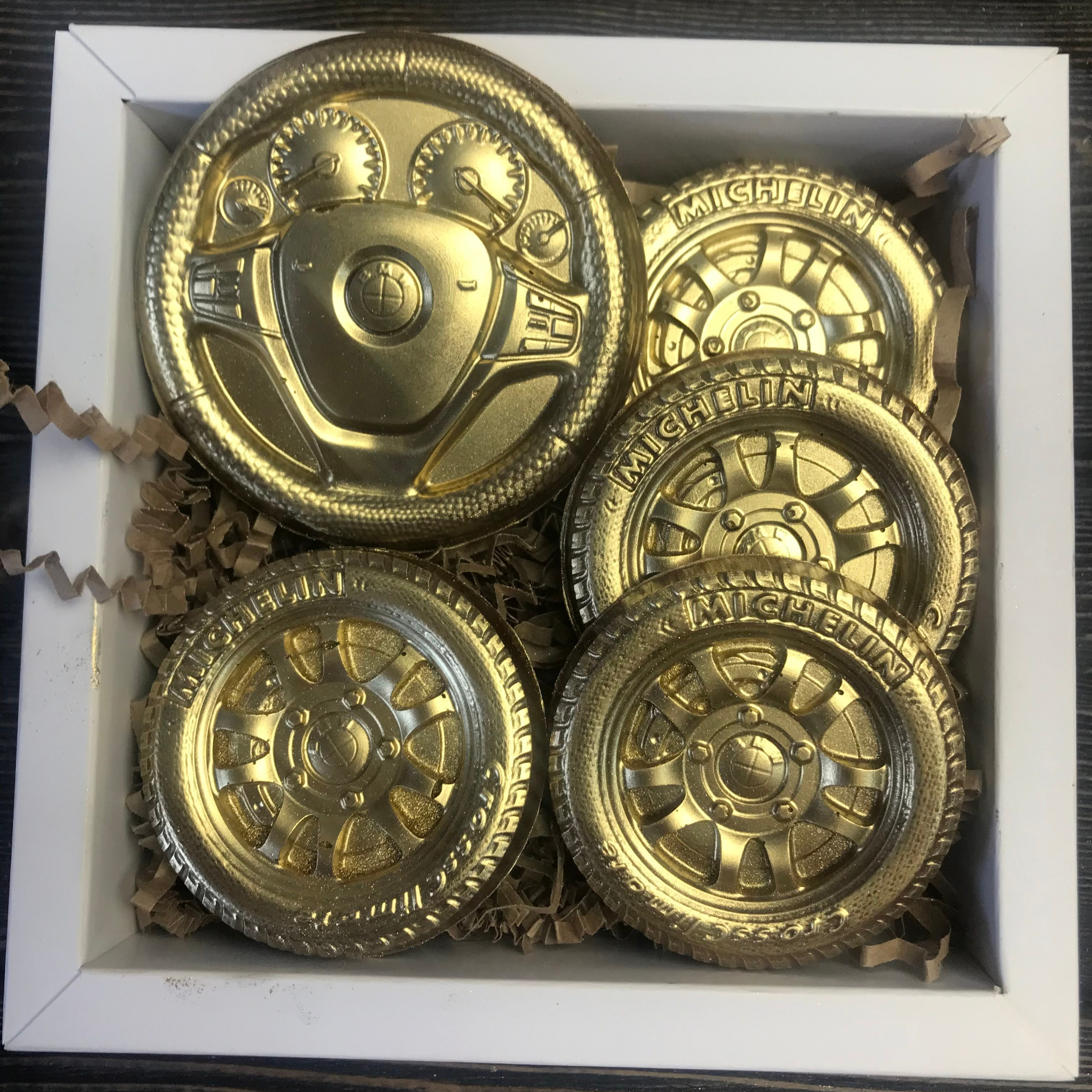 Шоколадный набор «4 колеса». Клубника в шоколаде в Сургуте