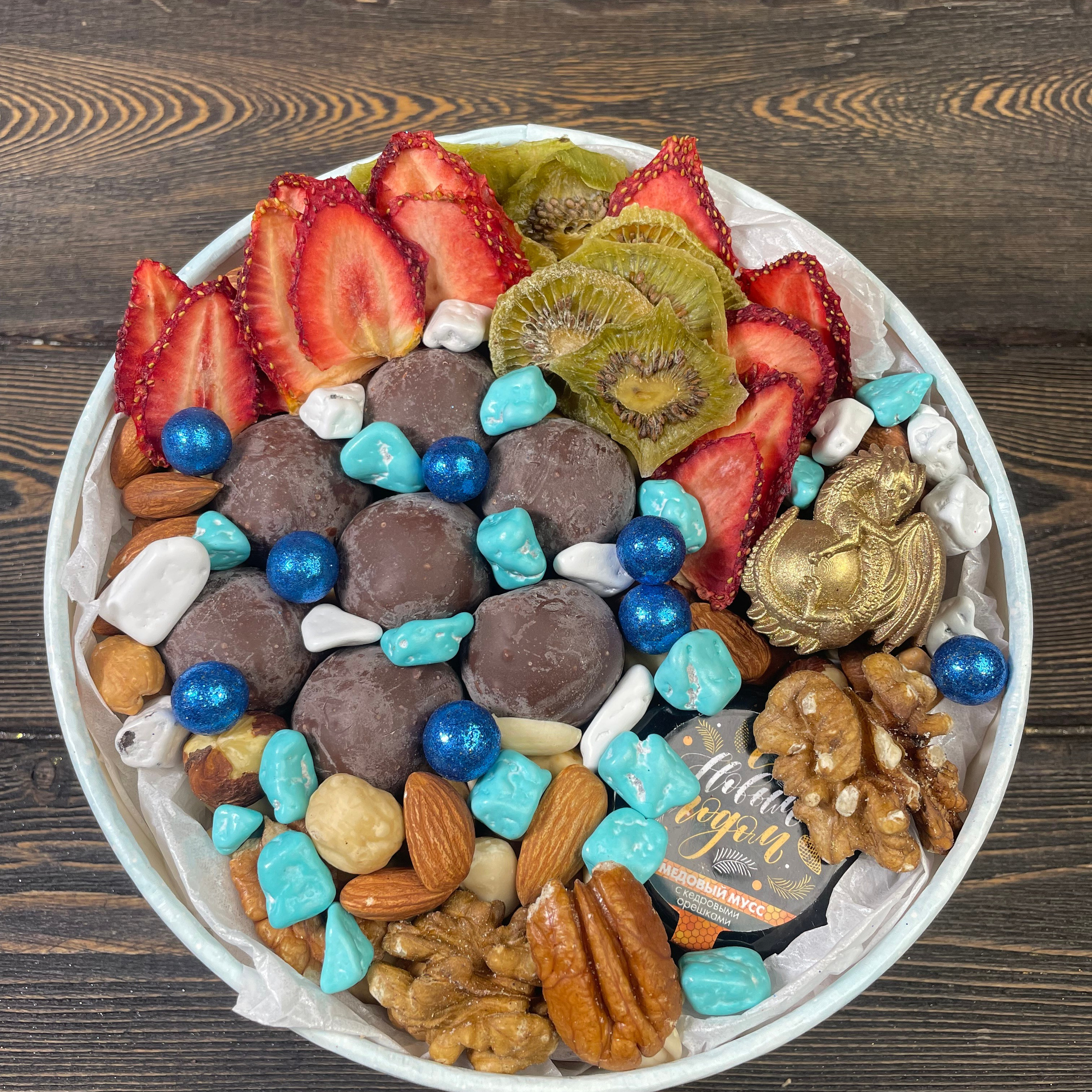 Подарочный набор «Марципан». Клубника в шоколаде в Сургуте