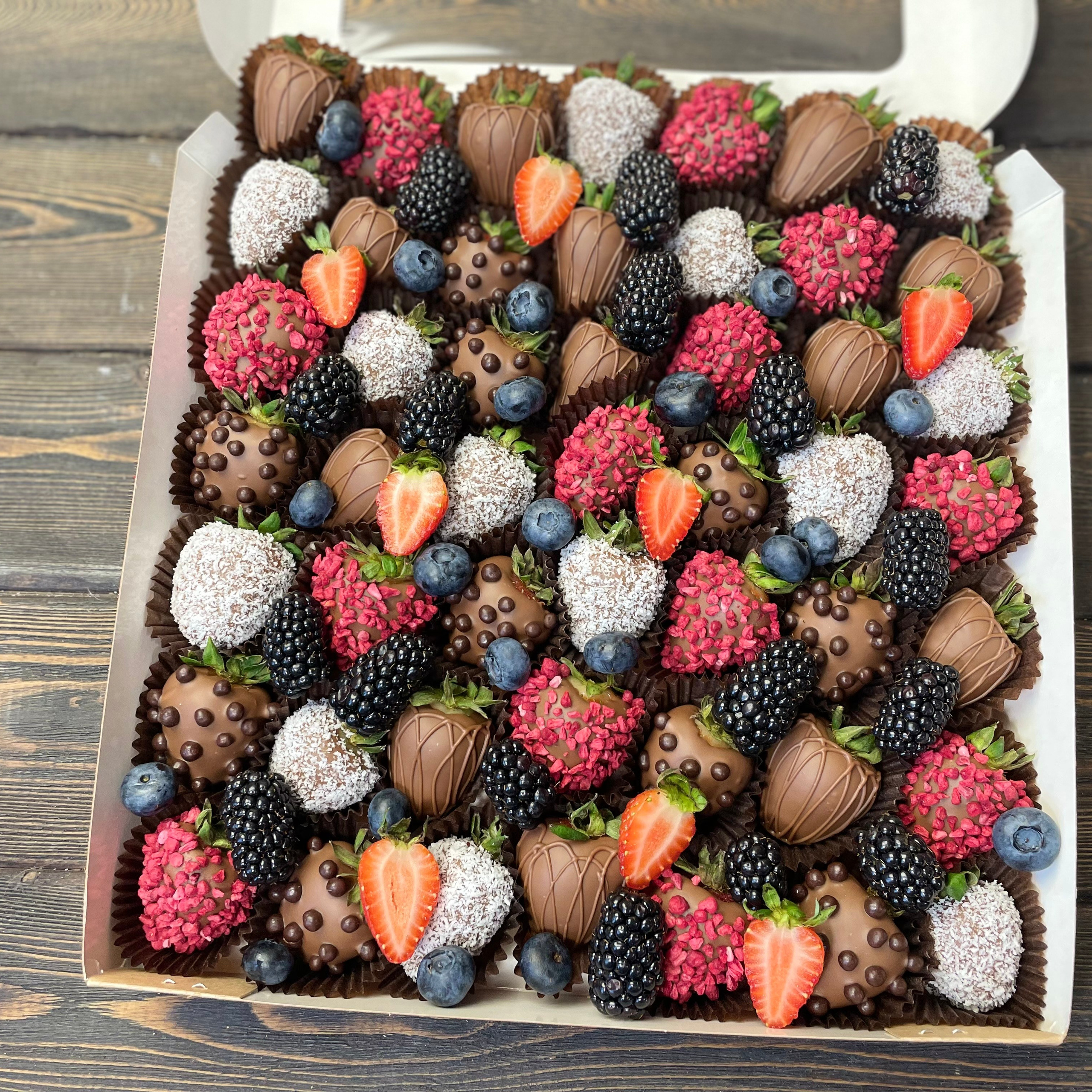 Набор Клубника в шоколаде «Тропическая страсть». Клубника в шоколаде в Сургуте