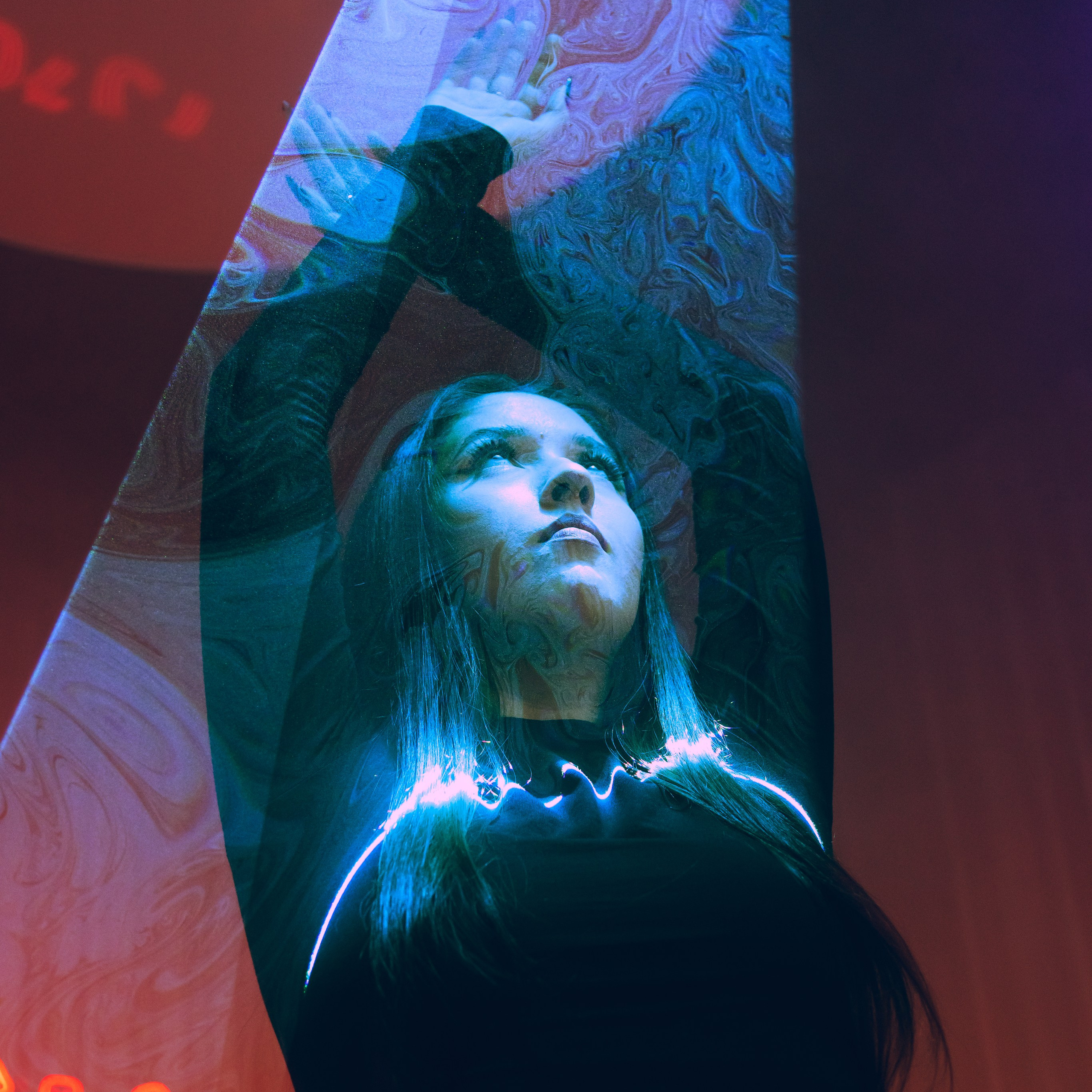 Неон. Портретный фотограф в Москве и МО