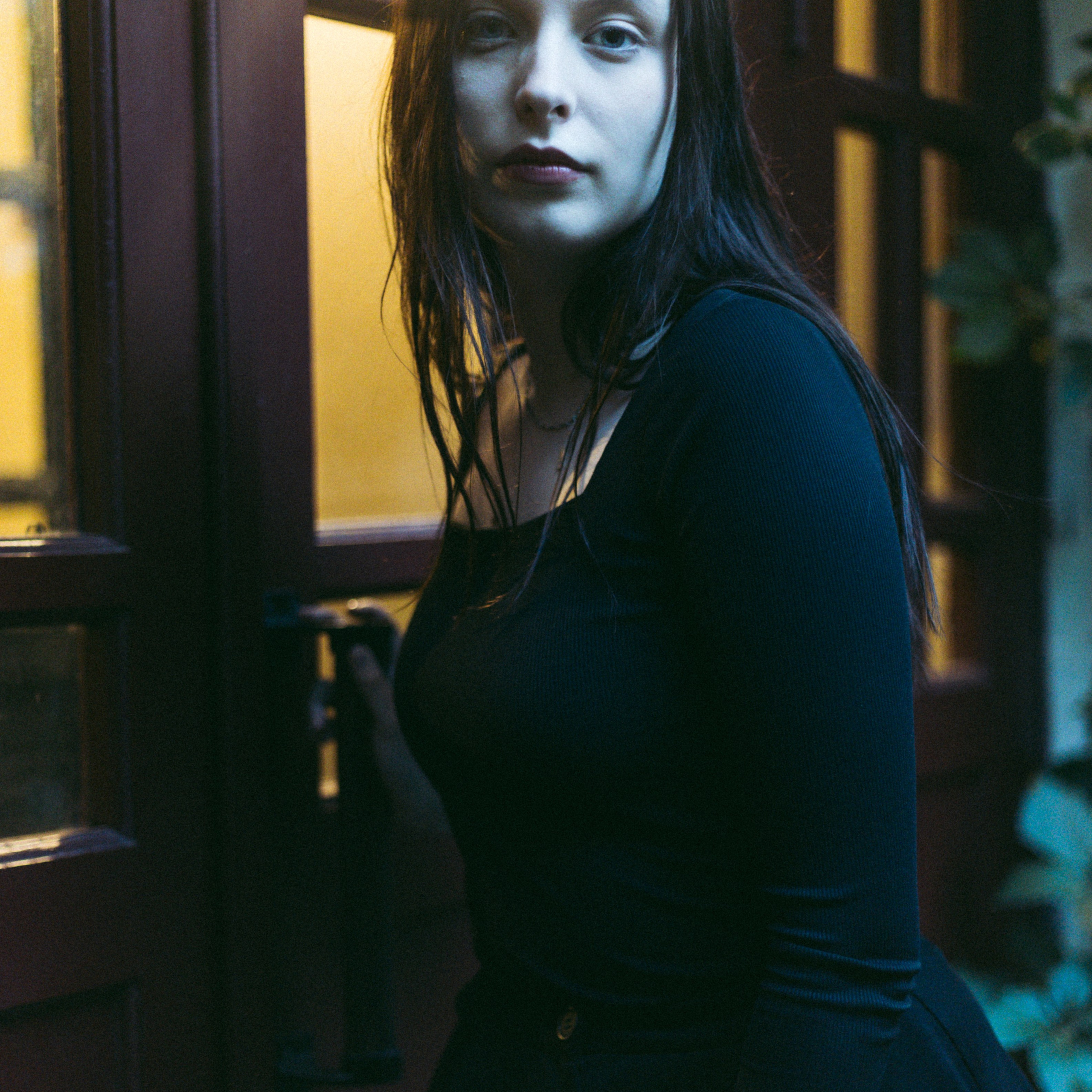 Девушка в красном. Портретный фотограф в Москве и МО