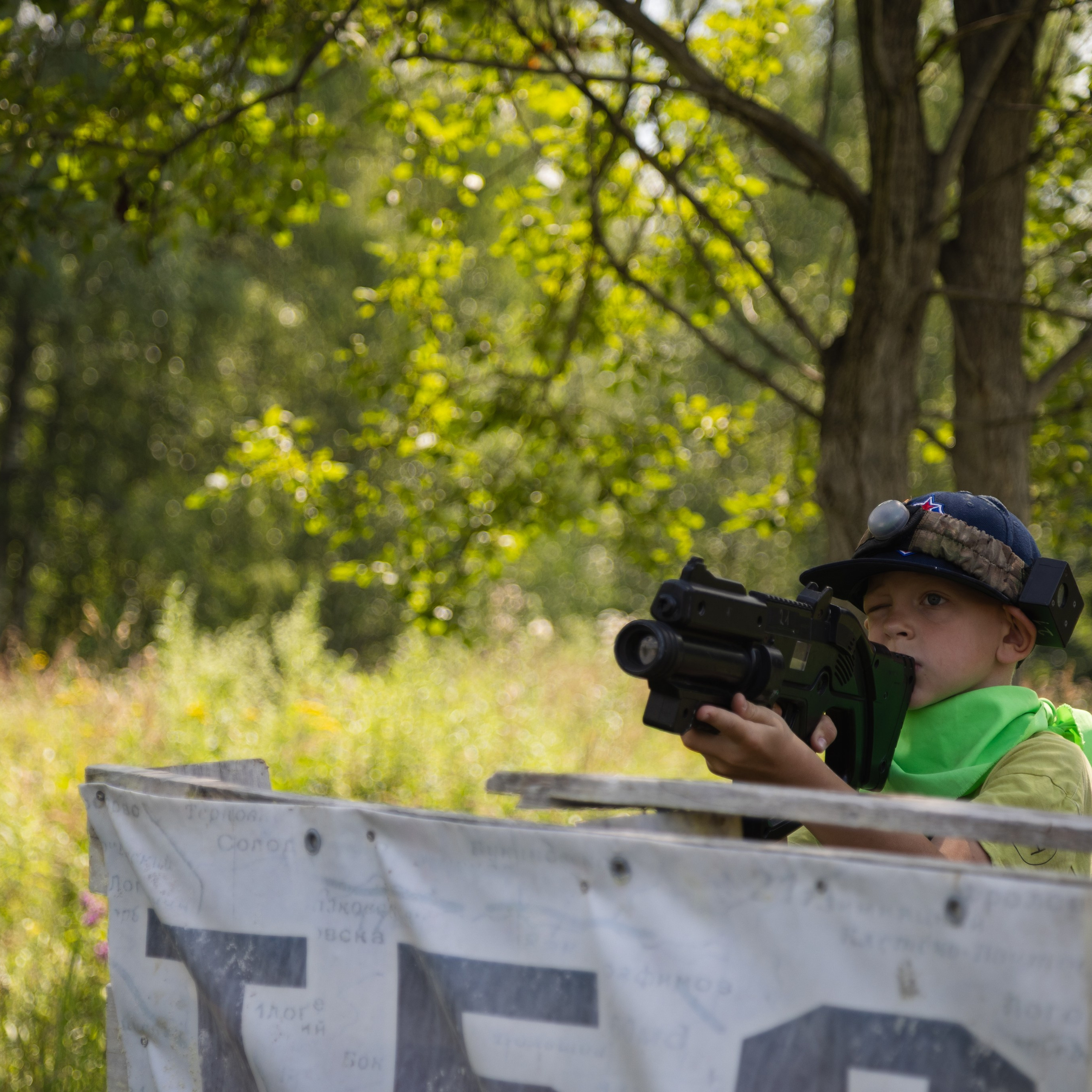 Лазертаг на природе. Портретный фотограф в Москве и МО