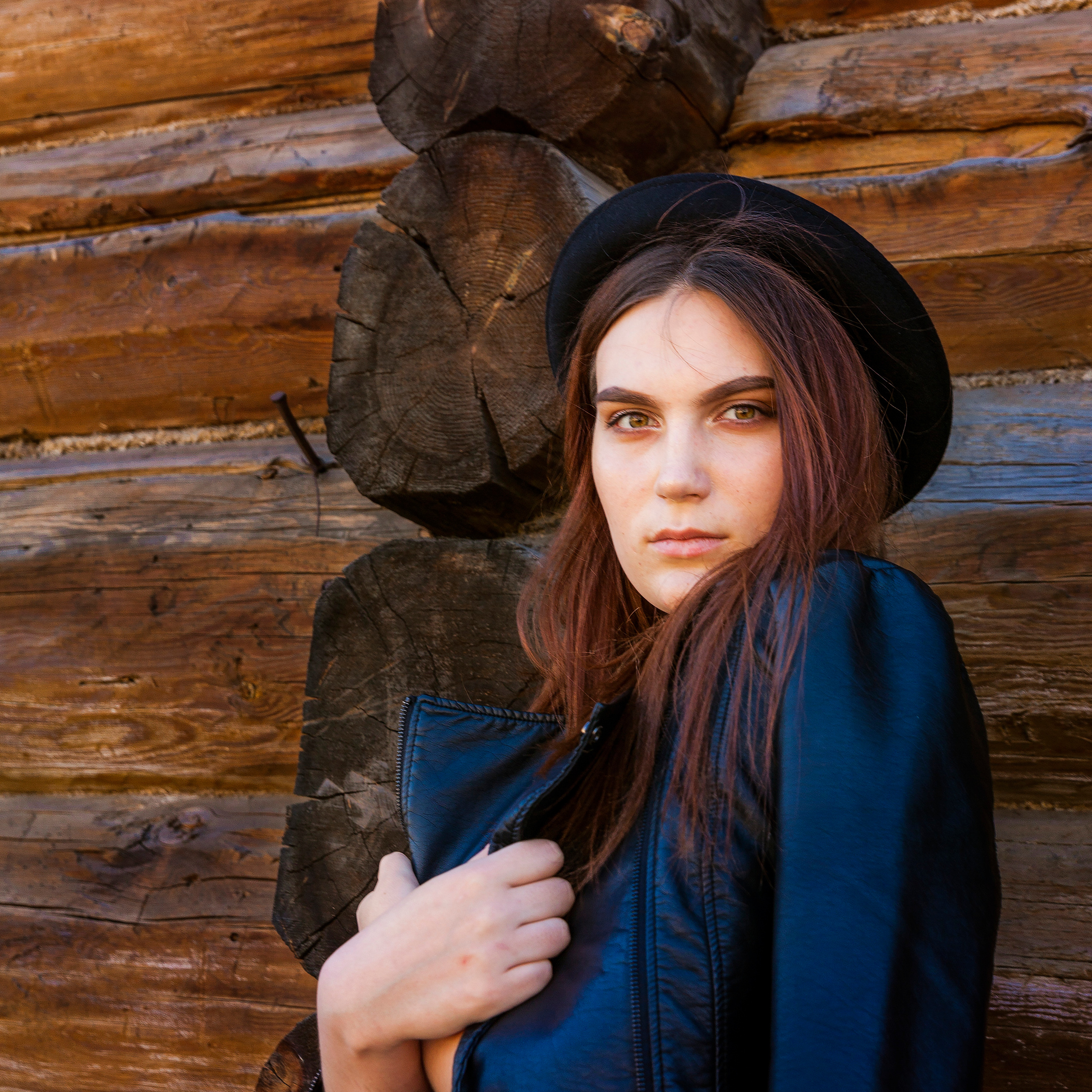 Женский портрет. Главная