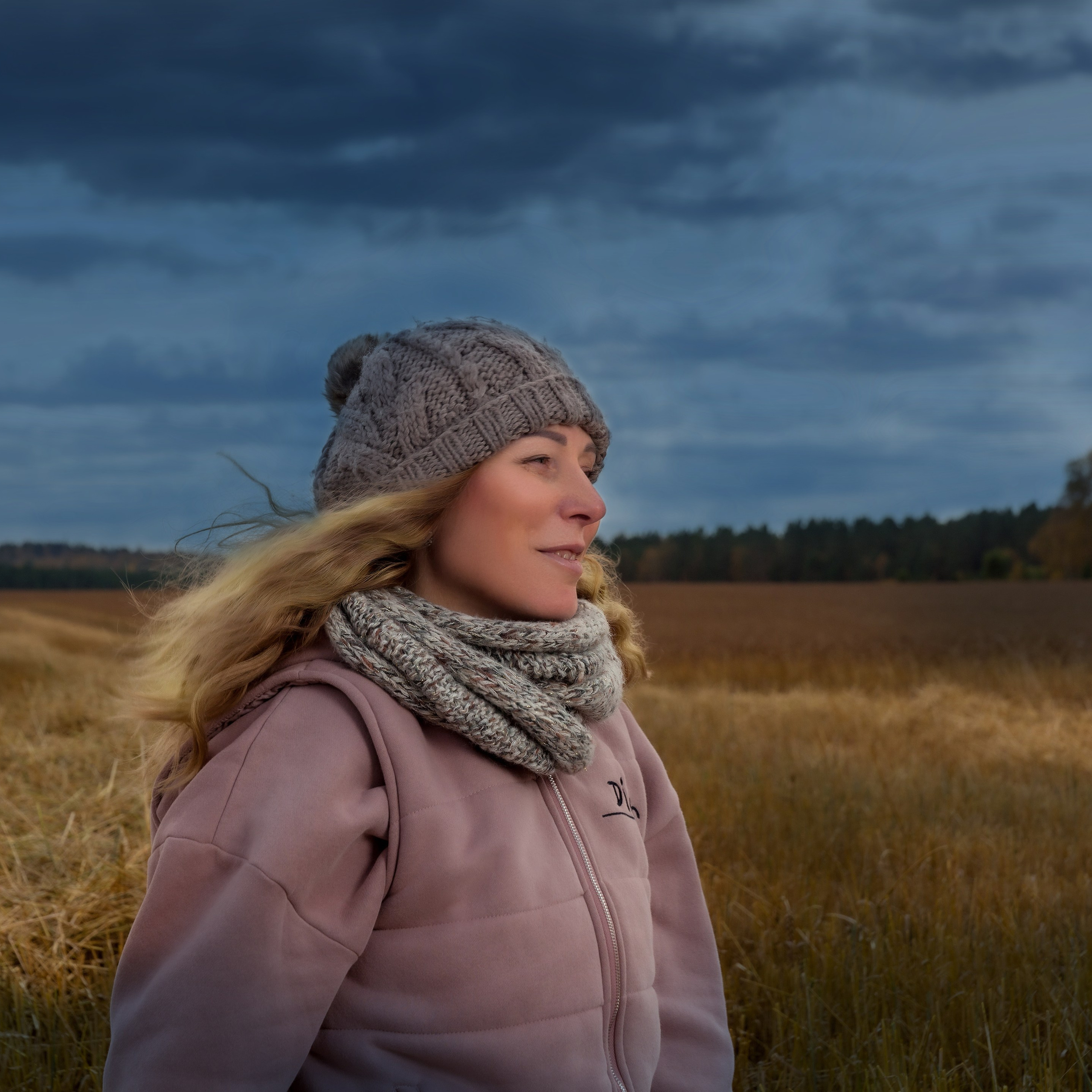 Женский портрет. Главная