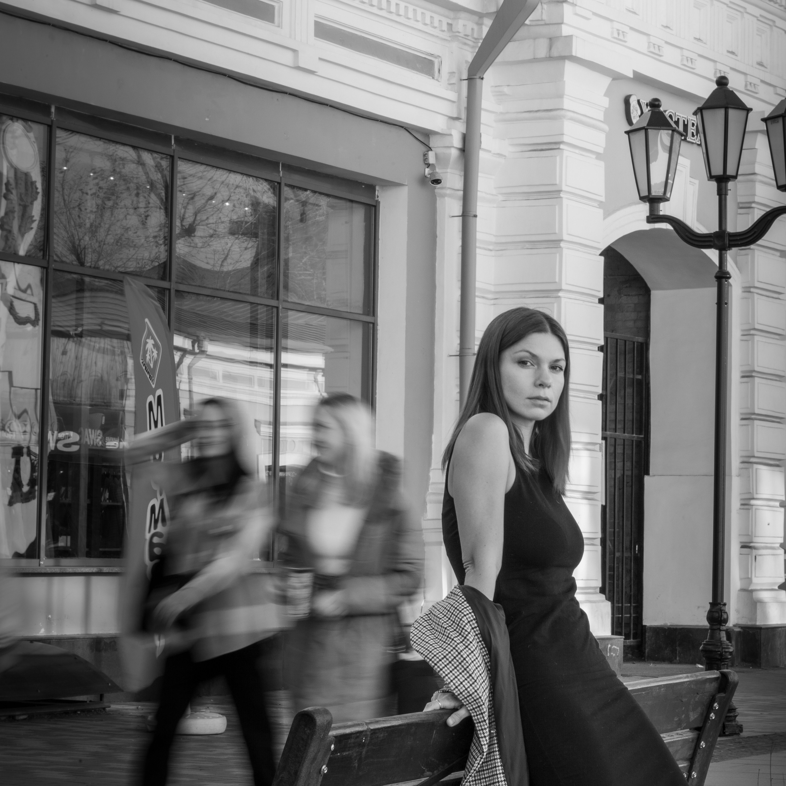 Женский портрет. Главная