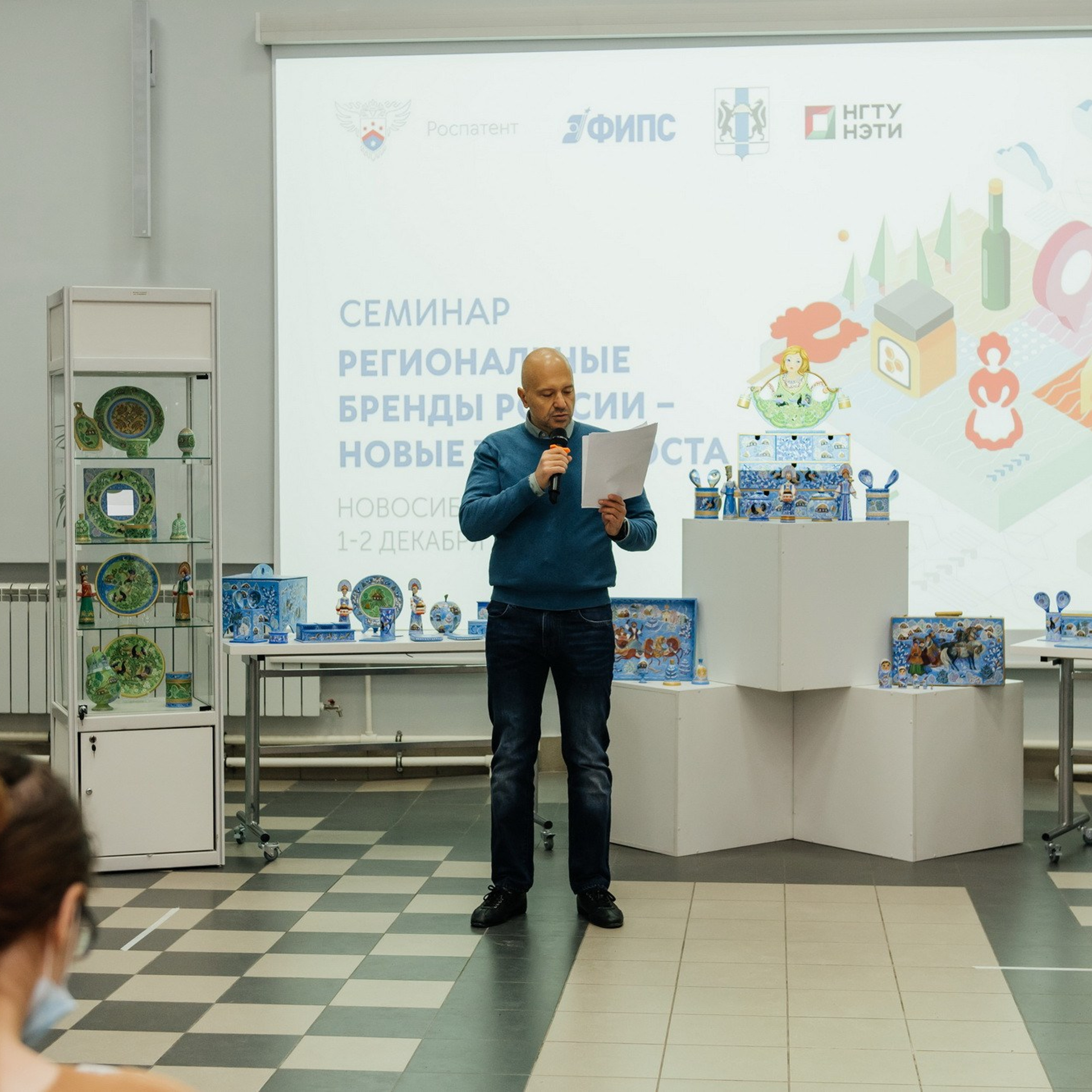 Выставка «Ордынская роспись» в НГТУ НЭТИ. Сувениры и подарки с Ордынской росписью | Новосибирск