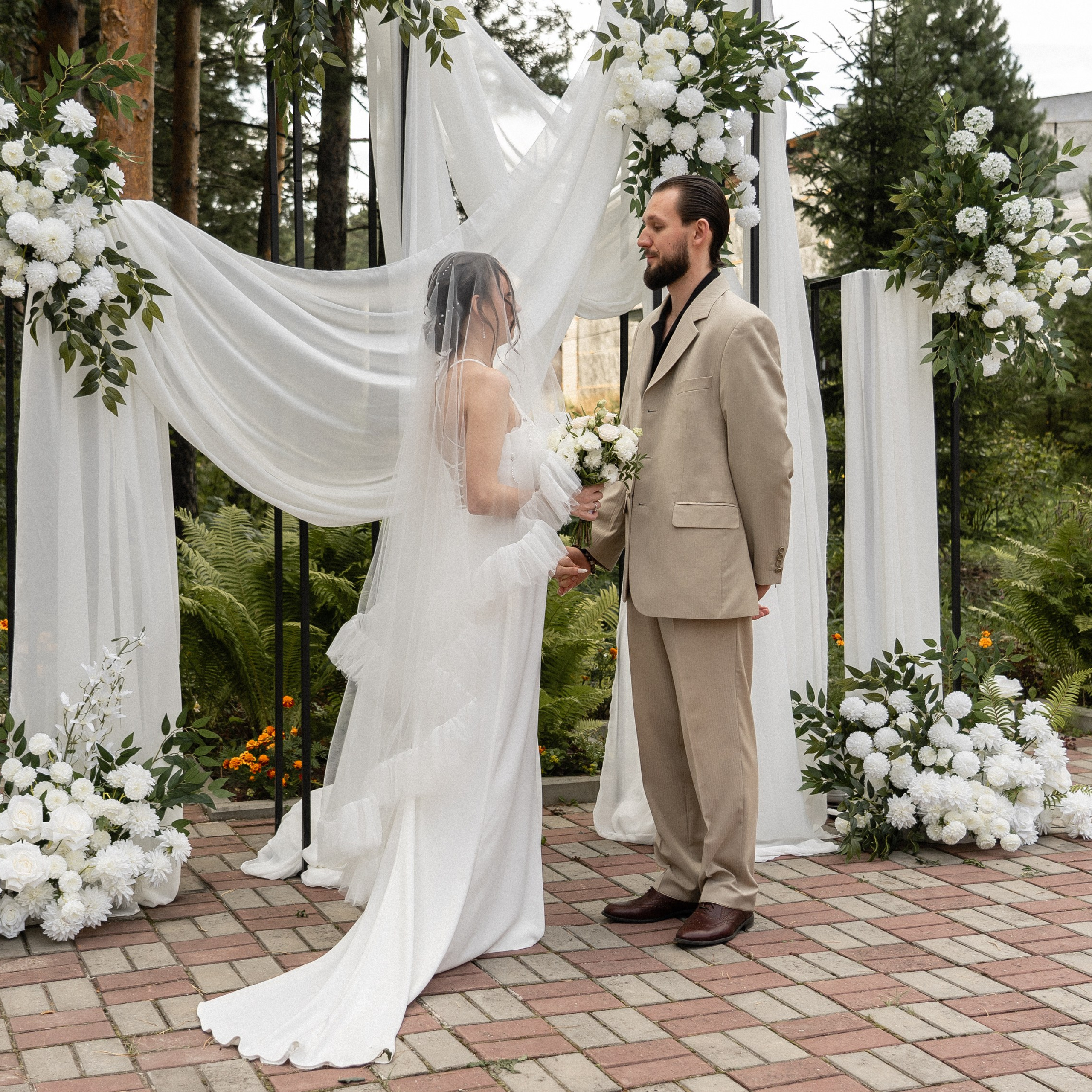 Дарья и Егор (свадебный репортаж)