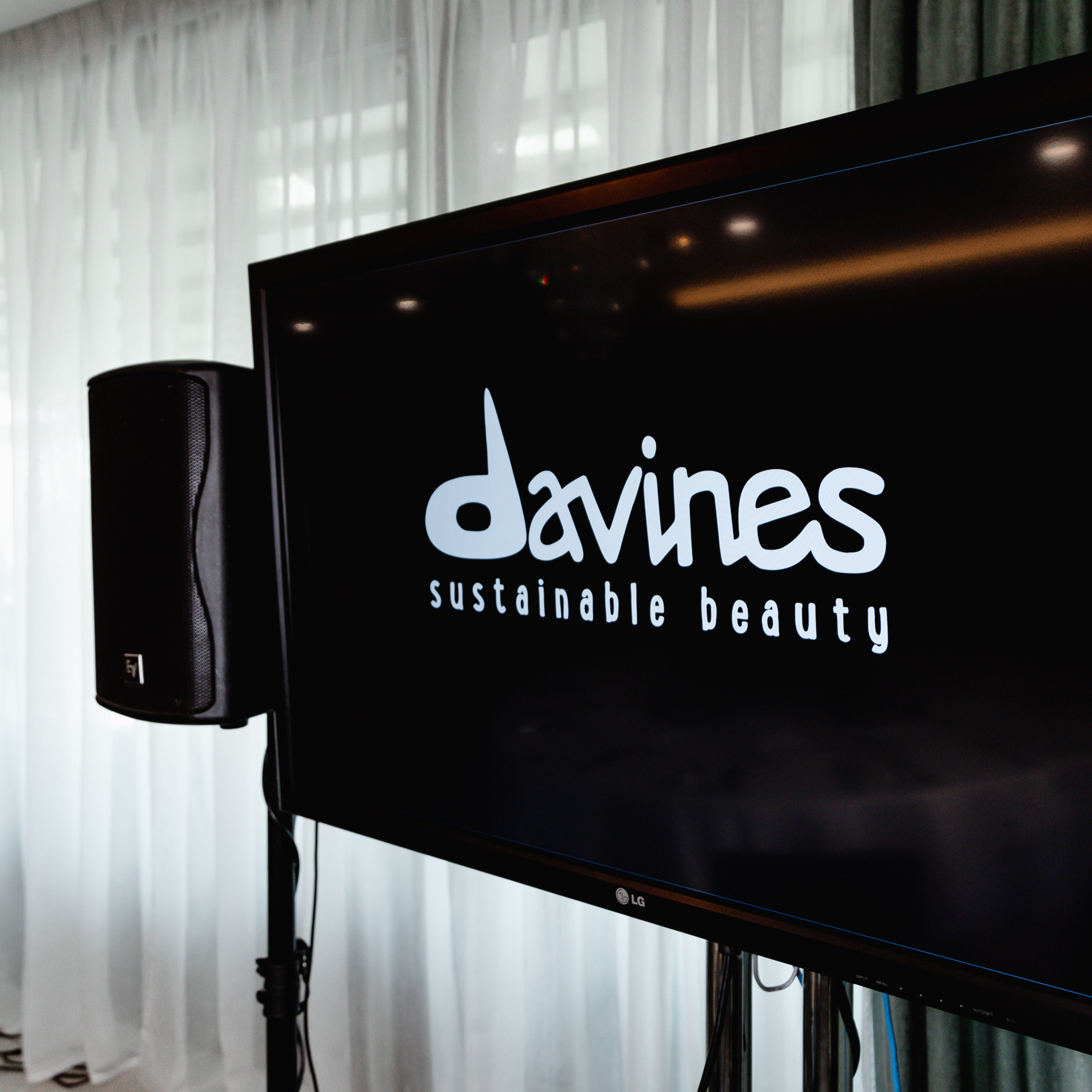 DAVINES. Marriott Hotel