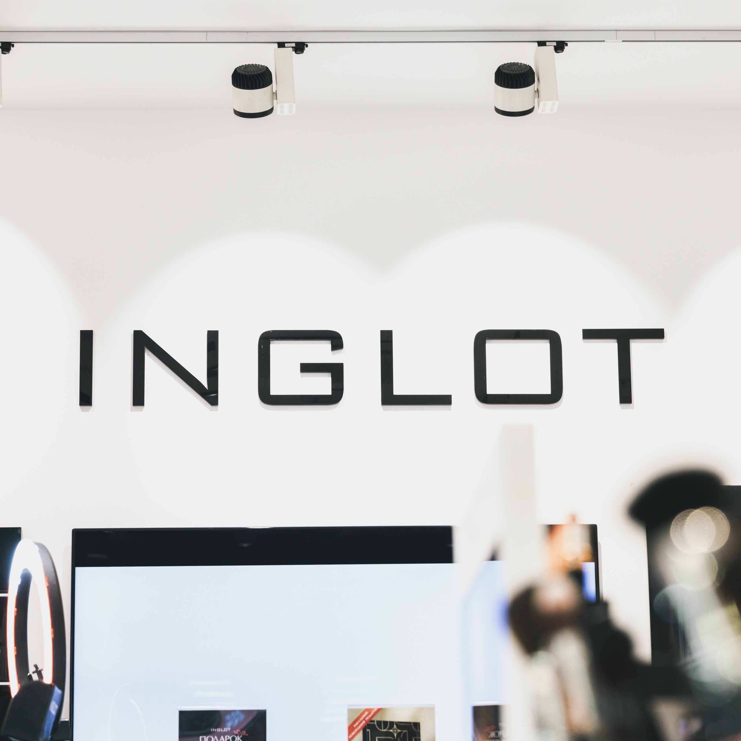 INGLOT & SWAROVSKI