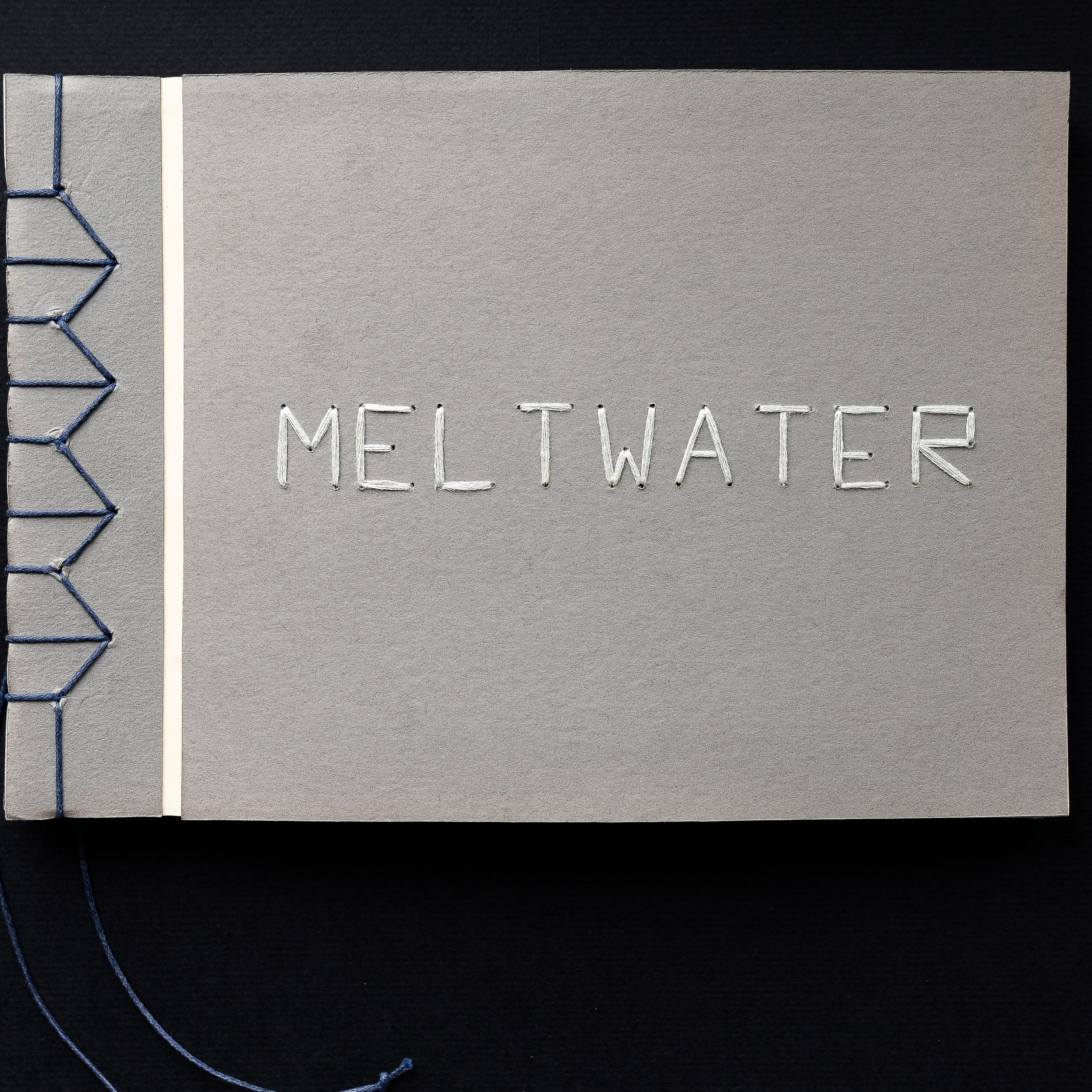 «Талая вода» // «Meltwater» Авторский зин, книга художника. Полностью ручная сборка.