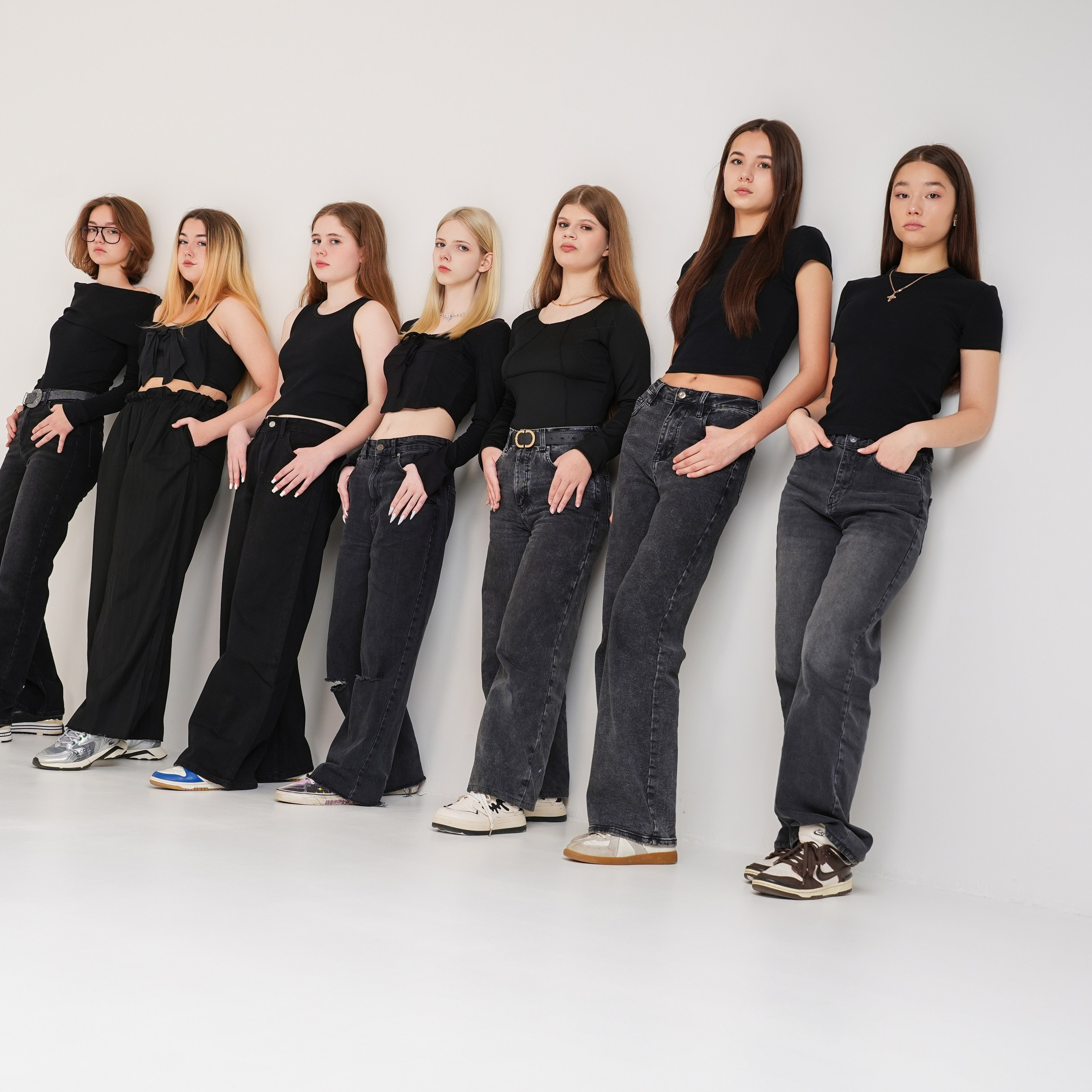 Студия в которой мы снимаем. Выпускные альбомы с оживающими фото Екатеринбург