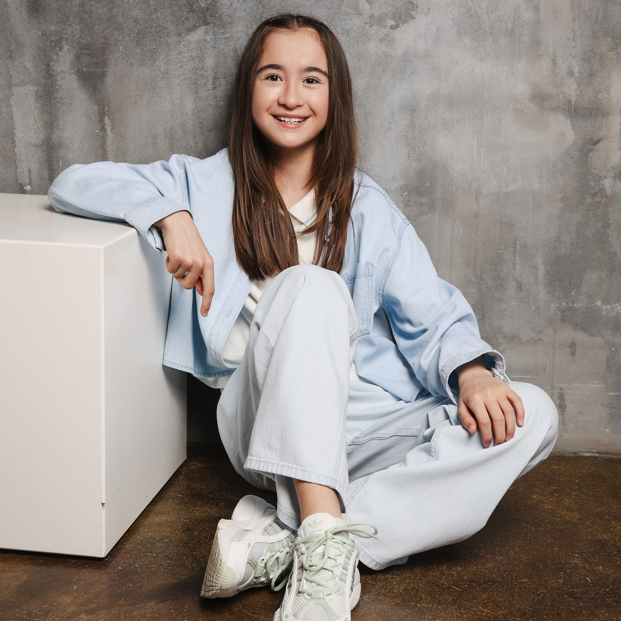 Студия в которой мы снимаем. Выпускные альбомы с оживающими фото Екатеринбург