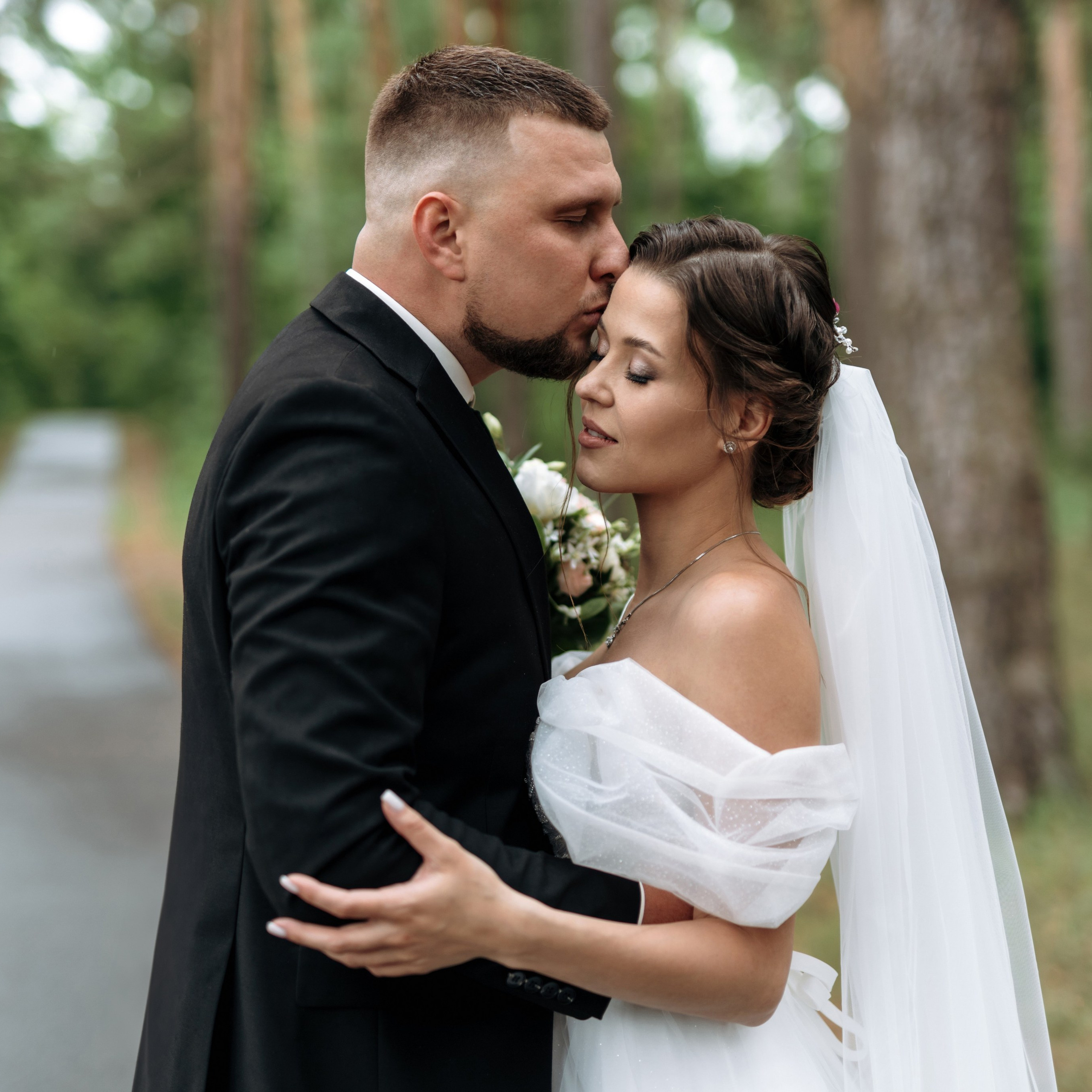 Свадебный день Яны и Максима, прогулка в лесу, Картинная галерея в Тамбове