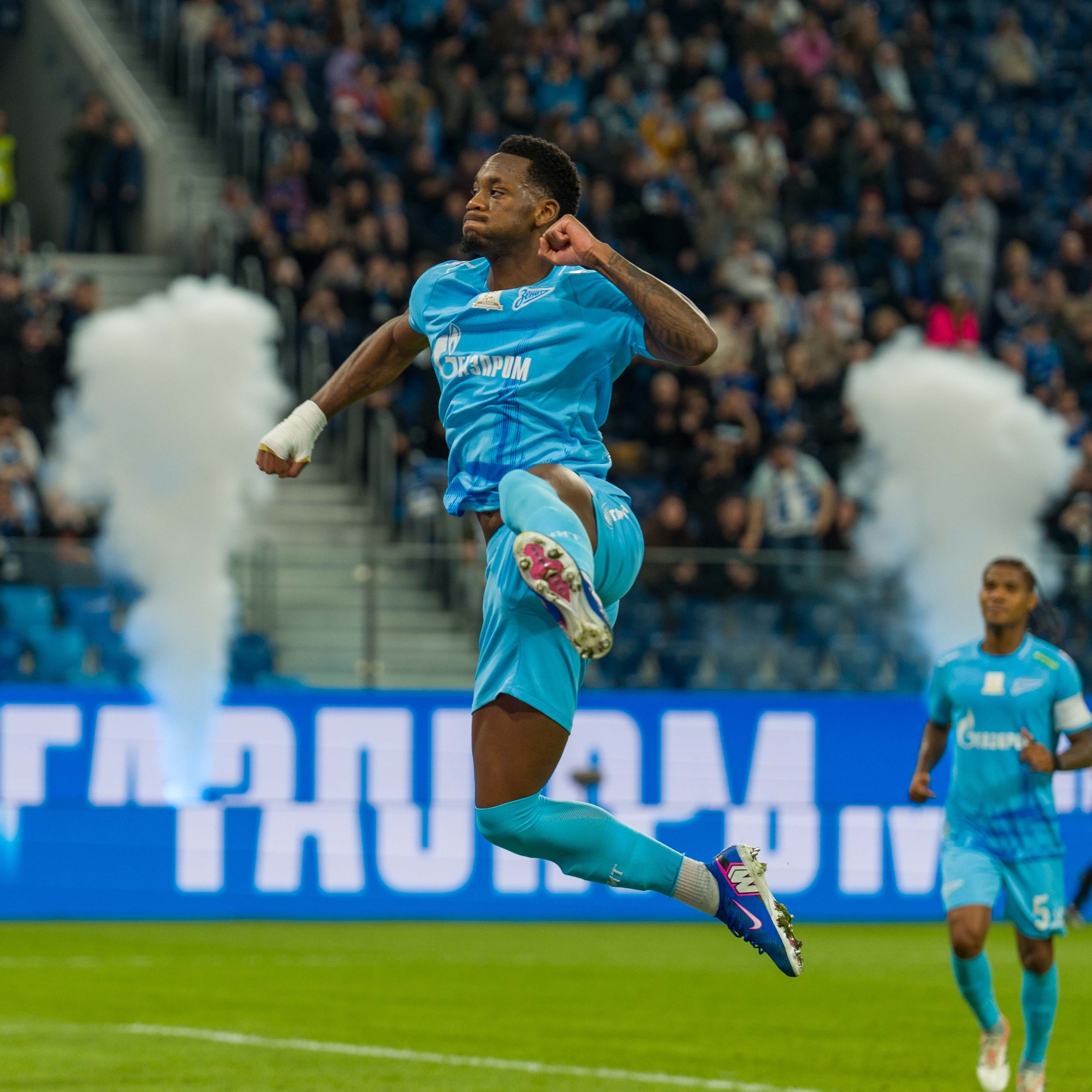 Зенит — Кайрат | Репортажная съёмка товарищеского матча — Антон Гауф, спортивный фотограф Санкт-Петербург. Спортивный фотограф в Санкт-Петербурге | Антон Гауф