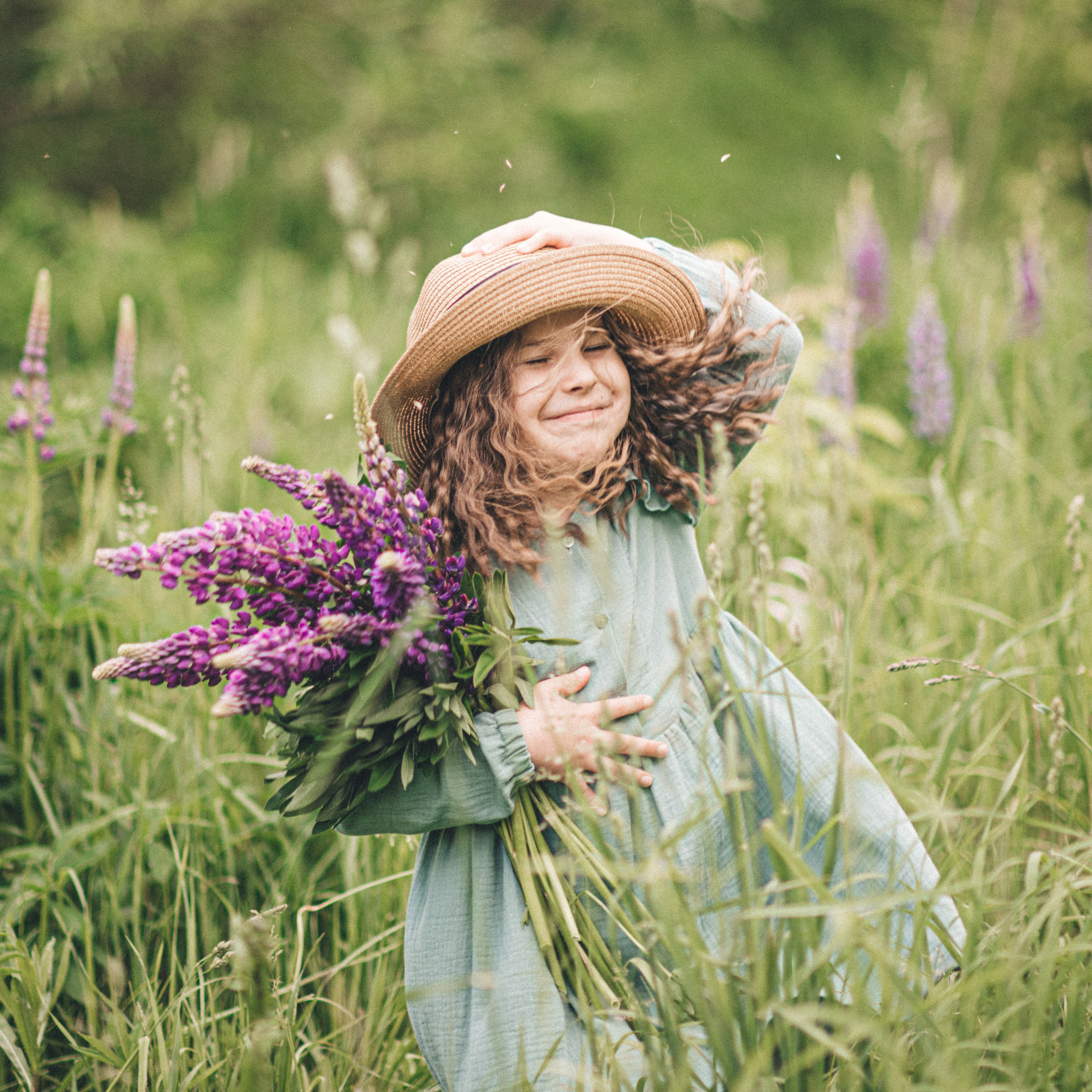 Прекрасная Ева и люпины.
