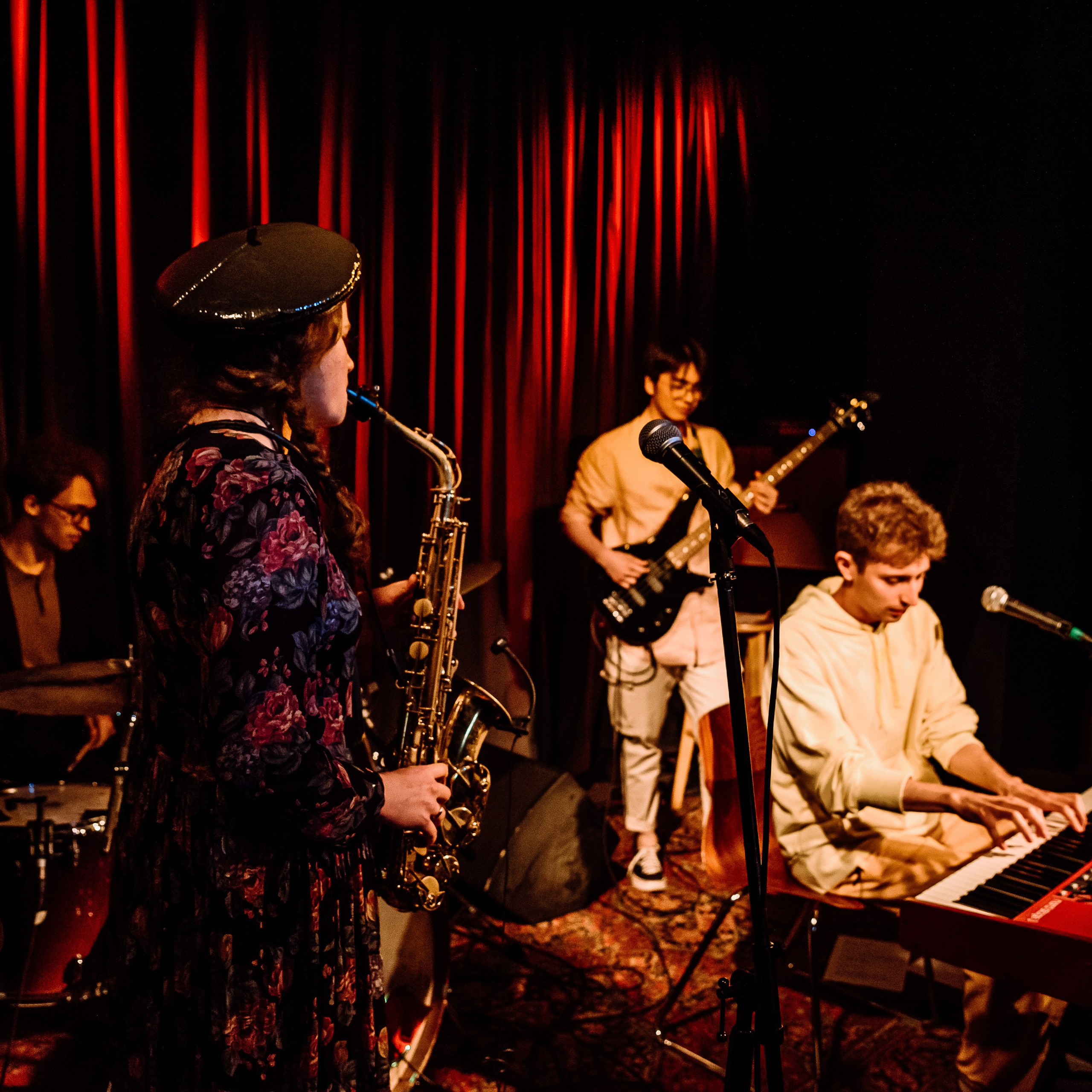 Концерт Андрея Котика