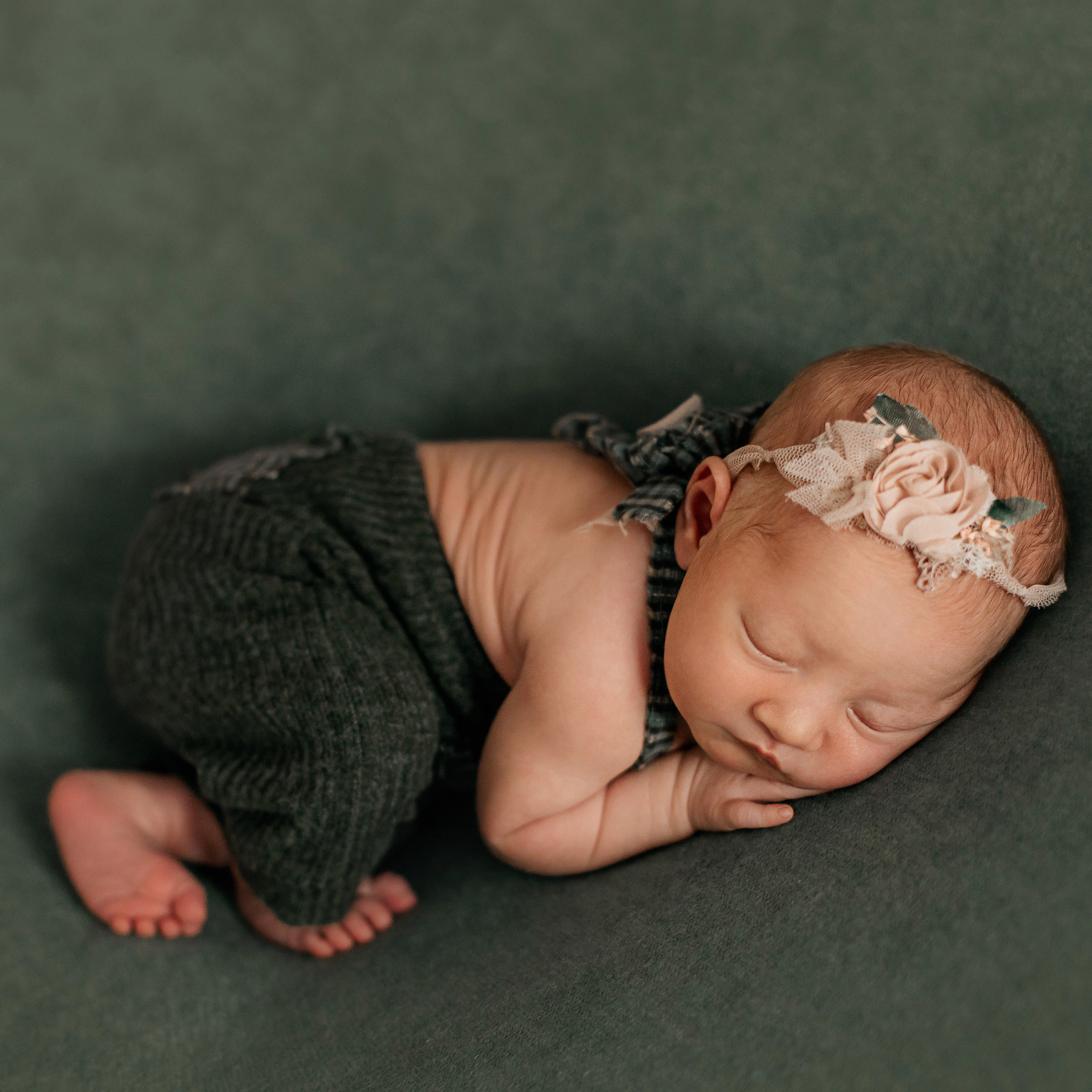 Кира - 7 дней. Фотограф новорожденных Ольга Джарты