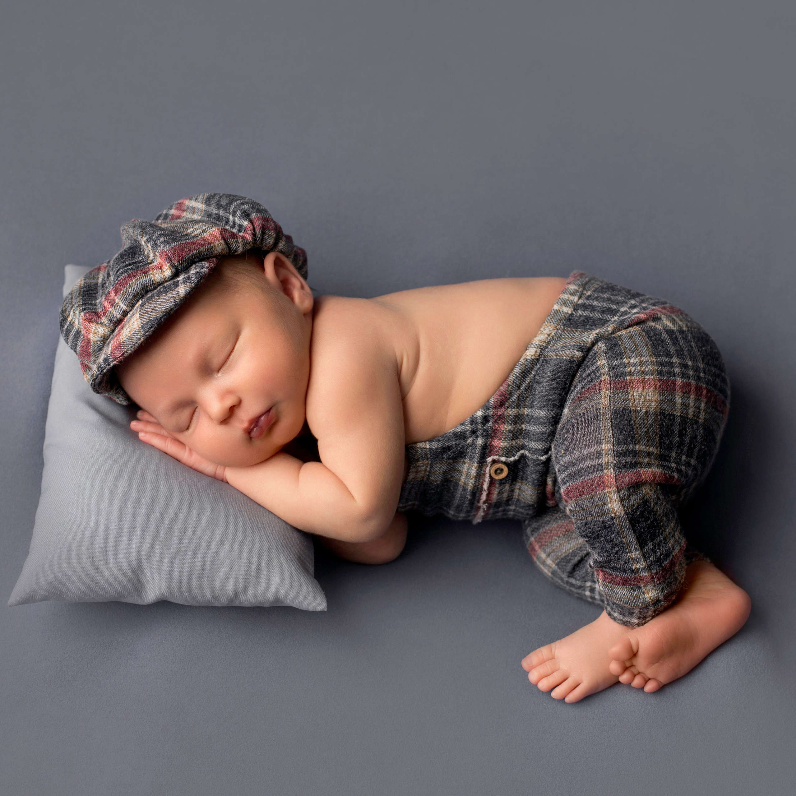 Матвей.3 недели. Фотограф новорожденных Ольга Джарты