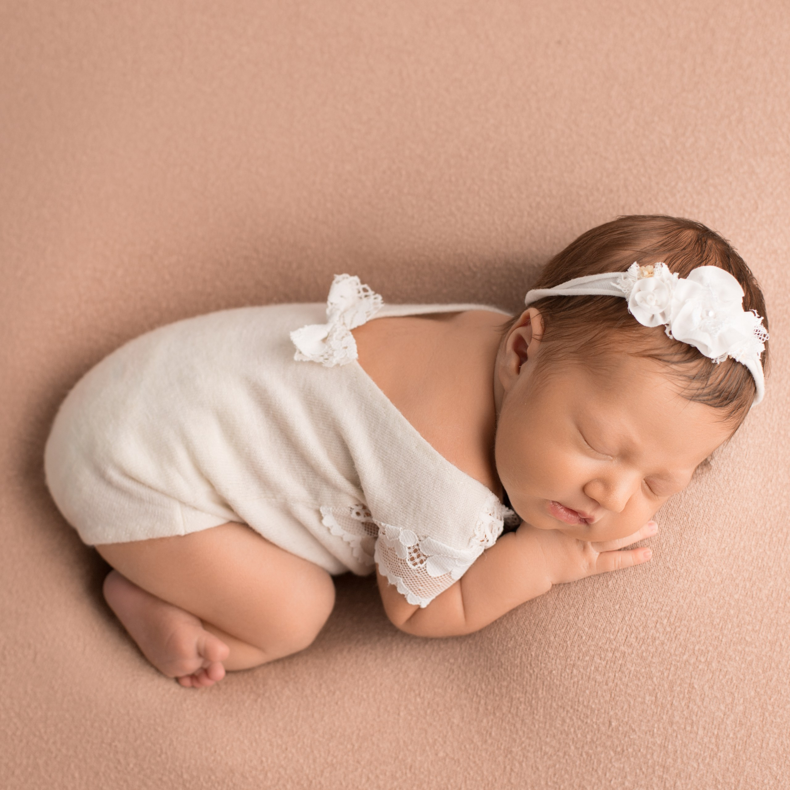 Есения.8 дней. Фотограф новорожденных Ольга Джарты