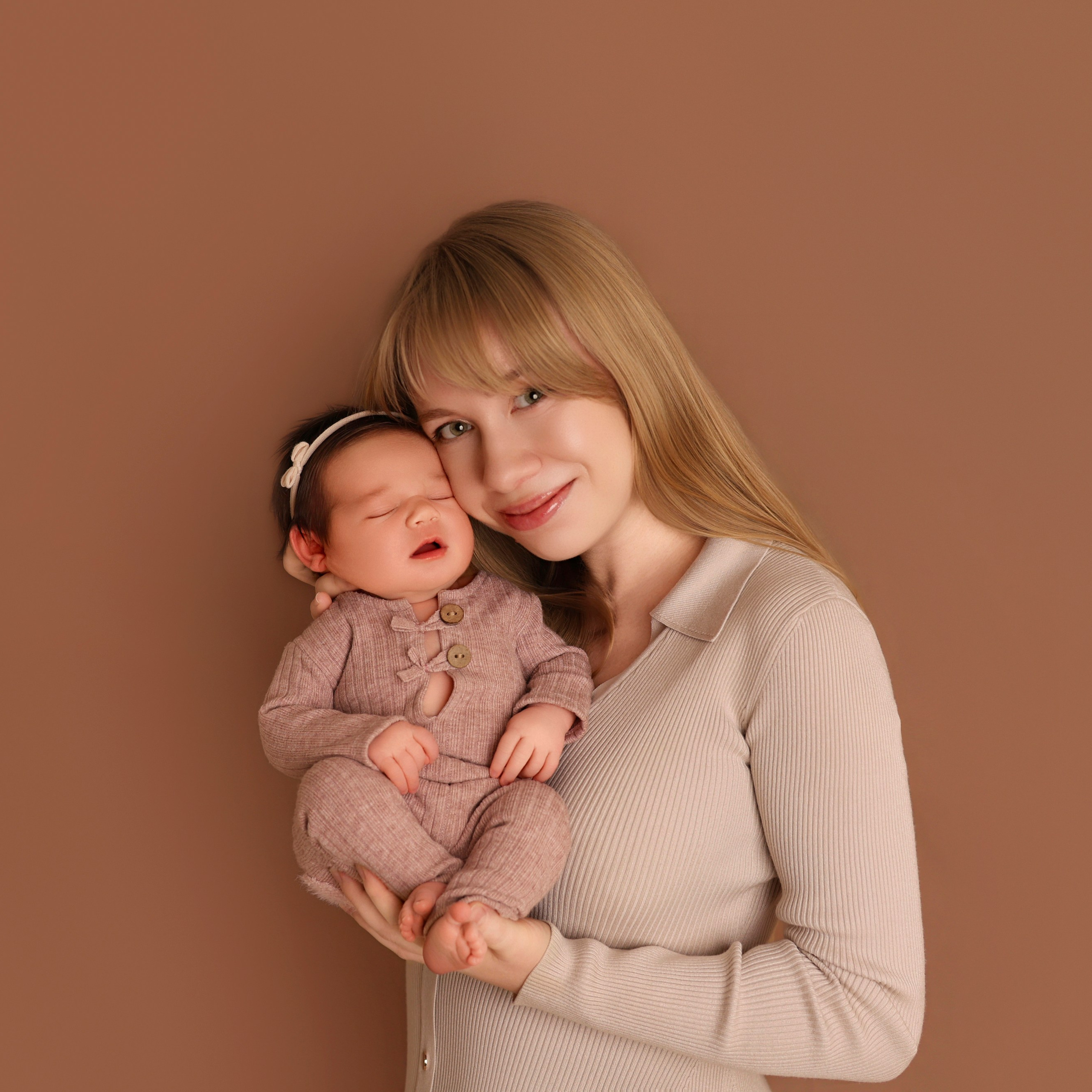 Вера. 7 дней. Фотограф новорожденных Ольга Джарты