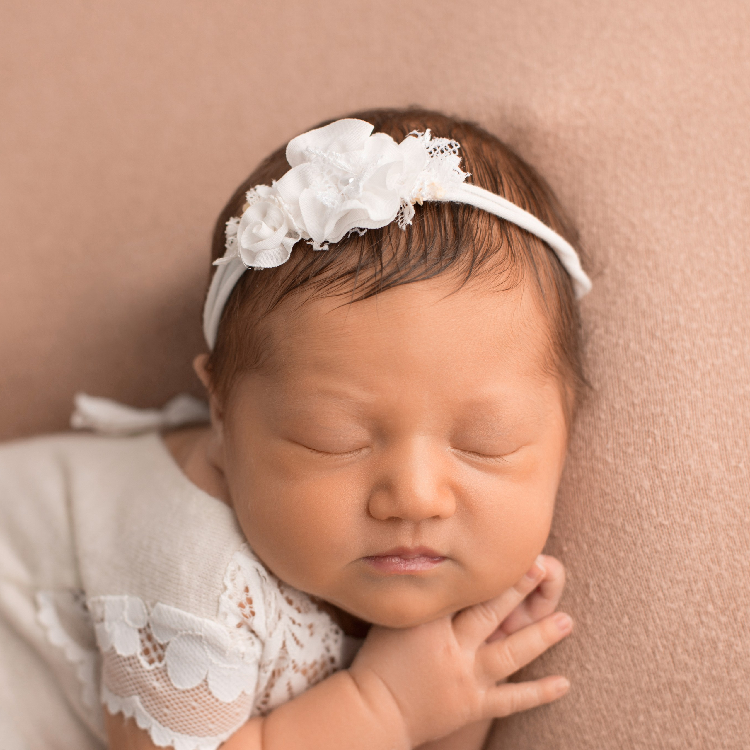 Есения.8 дней. Фотограф новорожденных Ольга Джарты