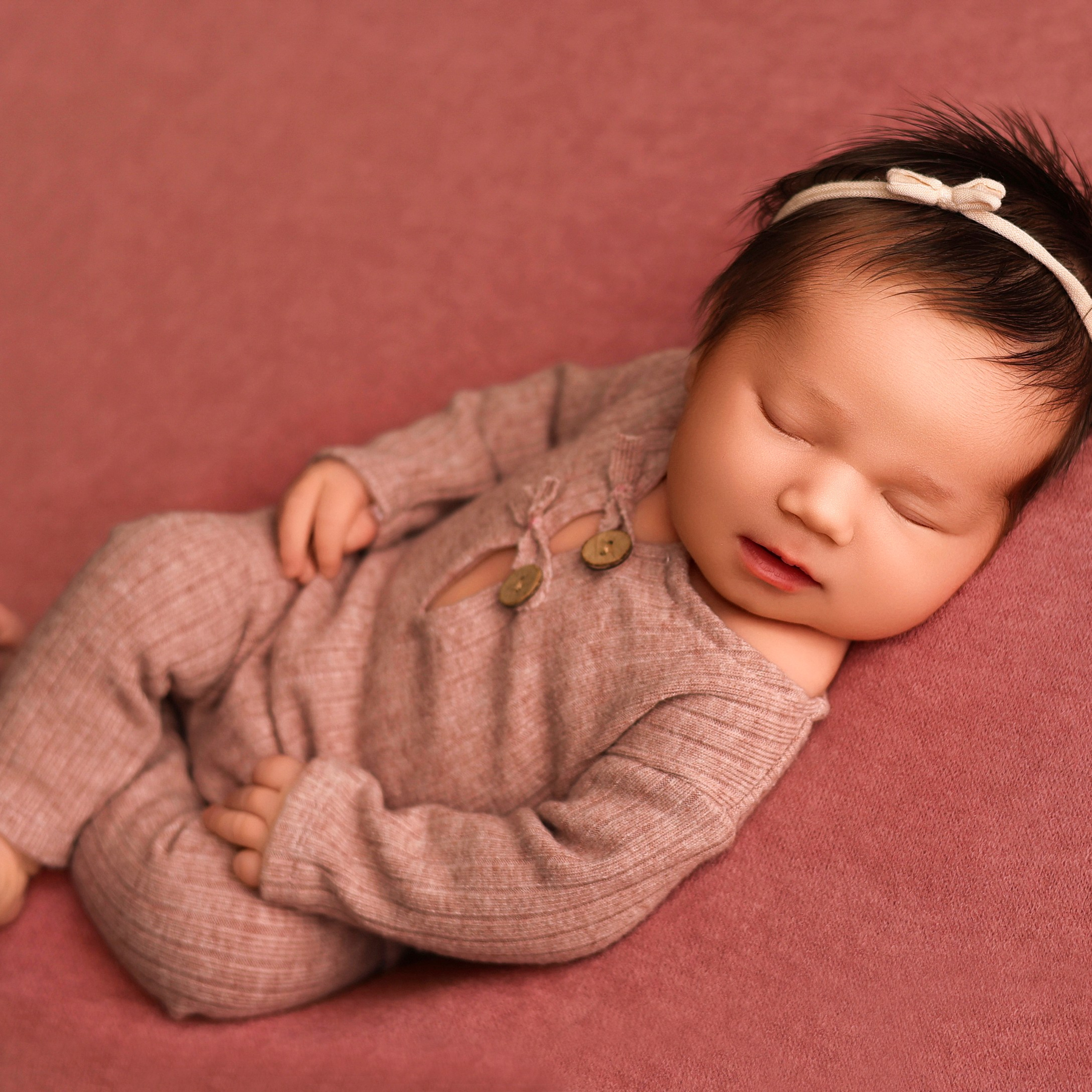 Вера. 7 дней. Фотограф новорожденных Ольга Джарты