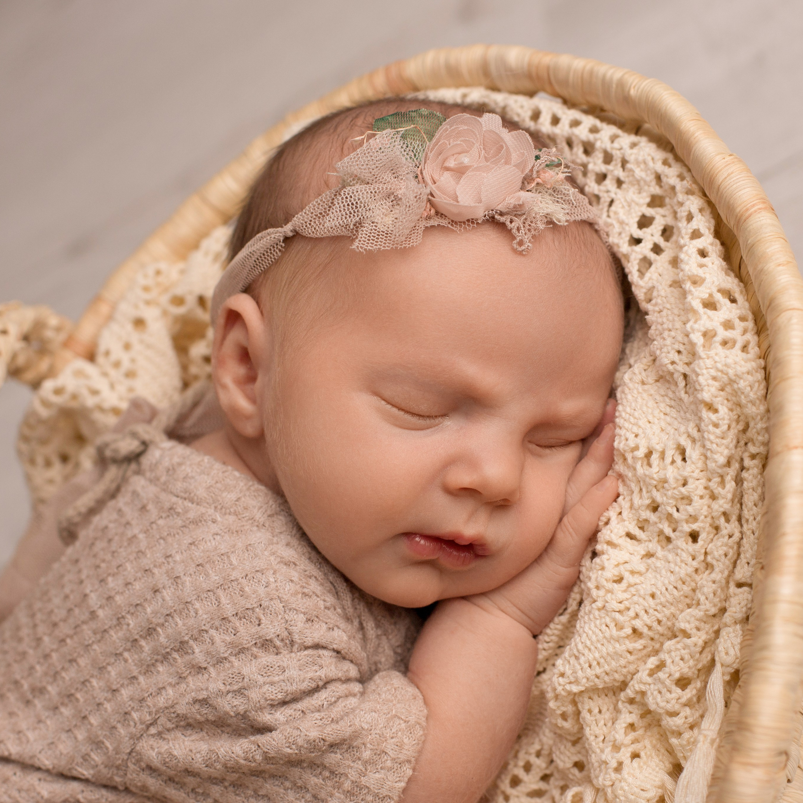 Есения. Фотограф новорожденных Ольга Джарты