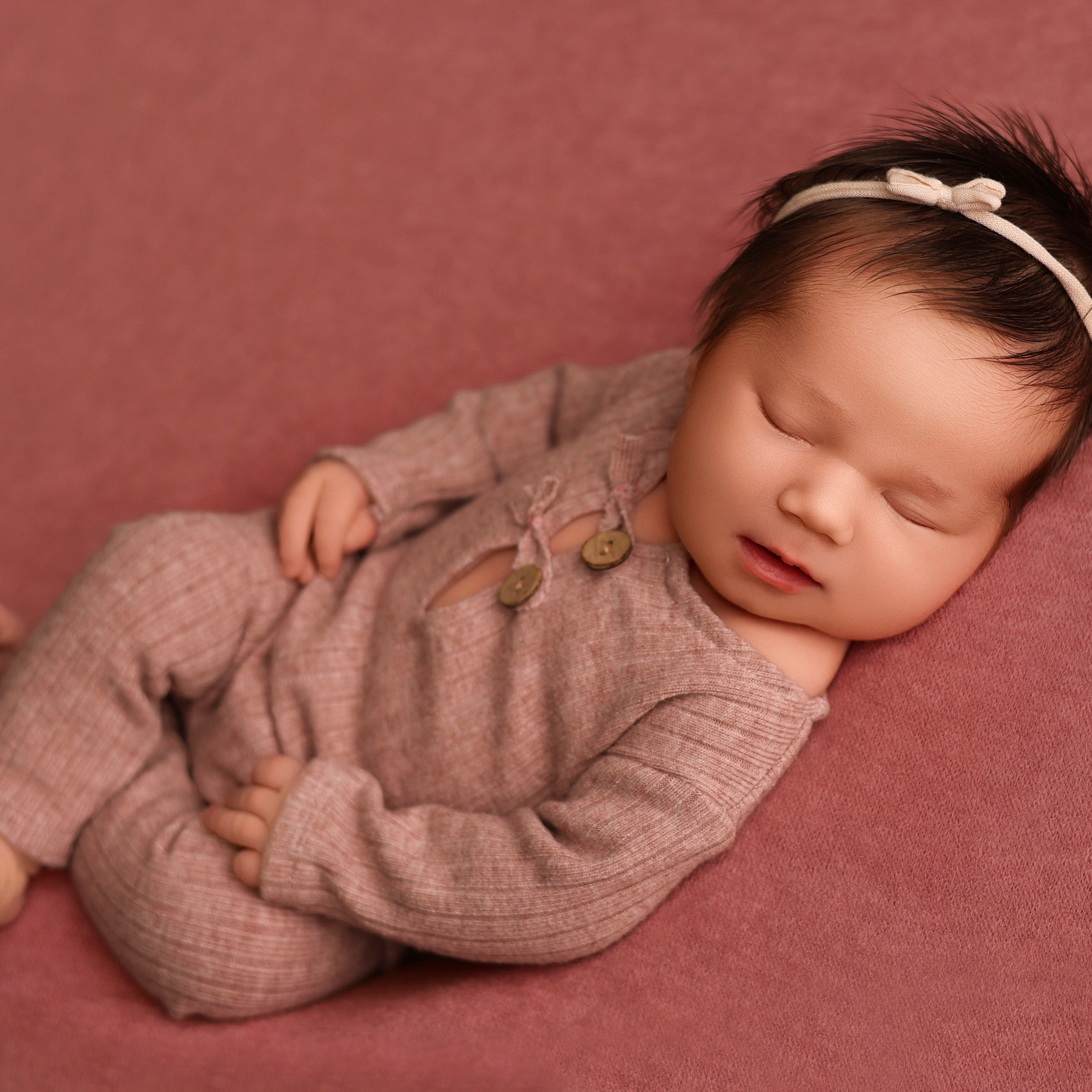 Вера. 7 дней. Фотограф новорожденных Ольга Джарты