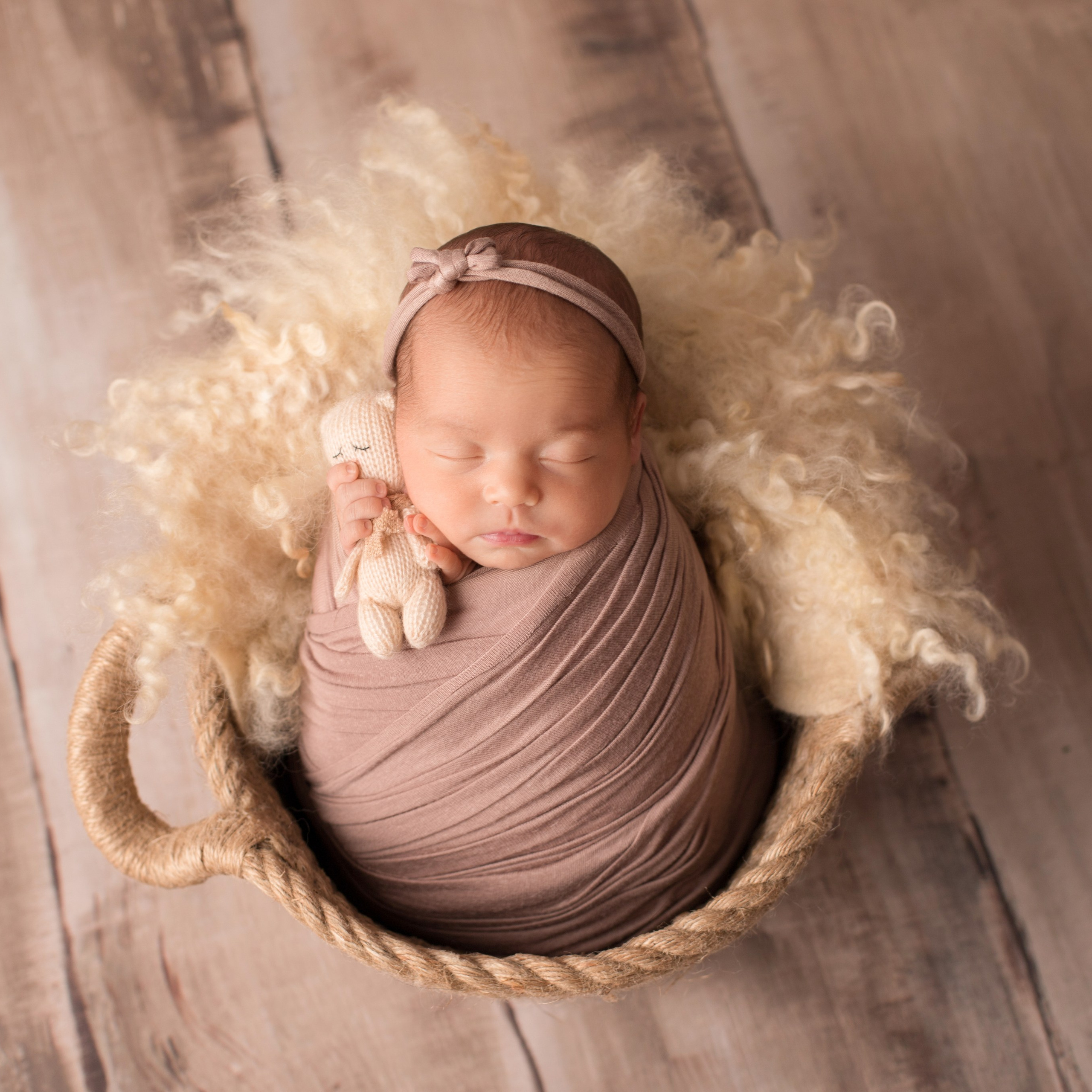 Мира и Мила. Фотограф новорожденных Ольга Джарты