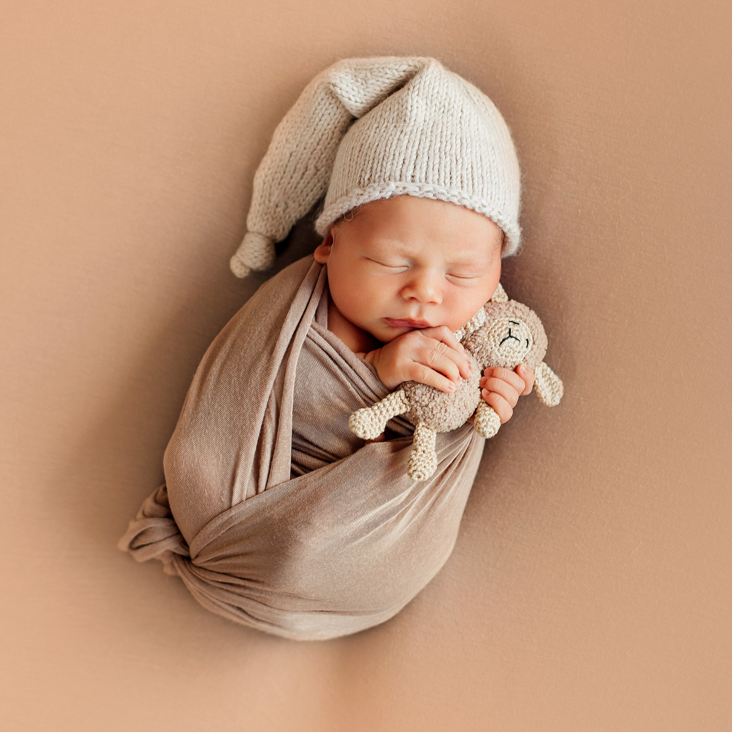 Артемий.7 дней. Фотограф новорожденных Ольга Джарты