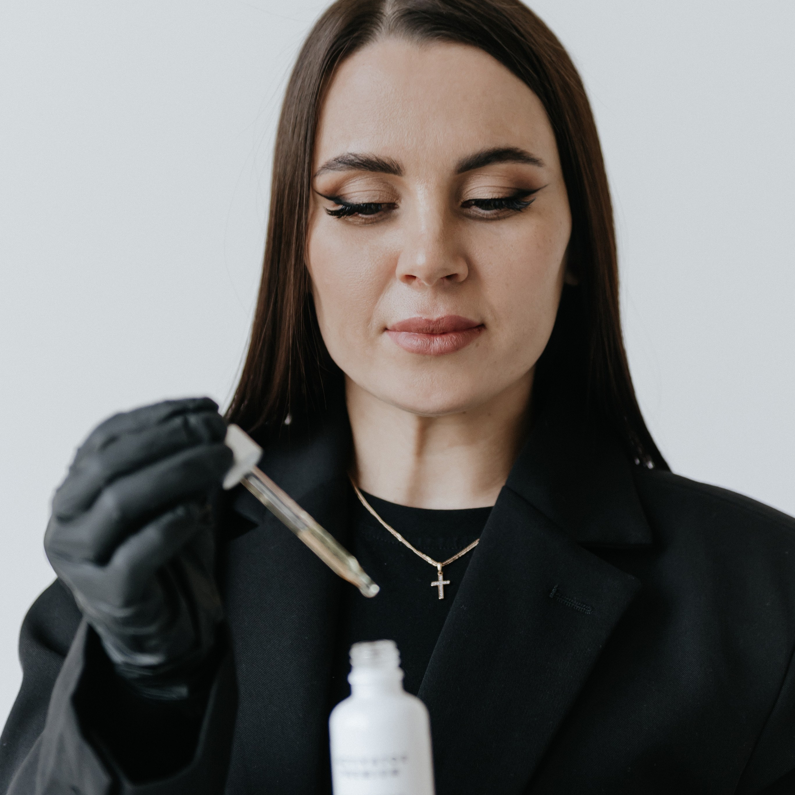 Мастер по волосам