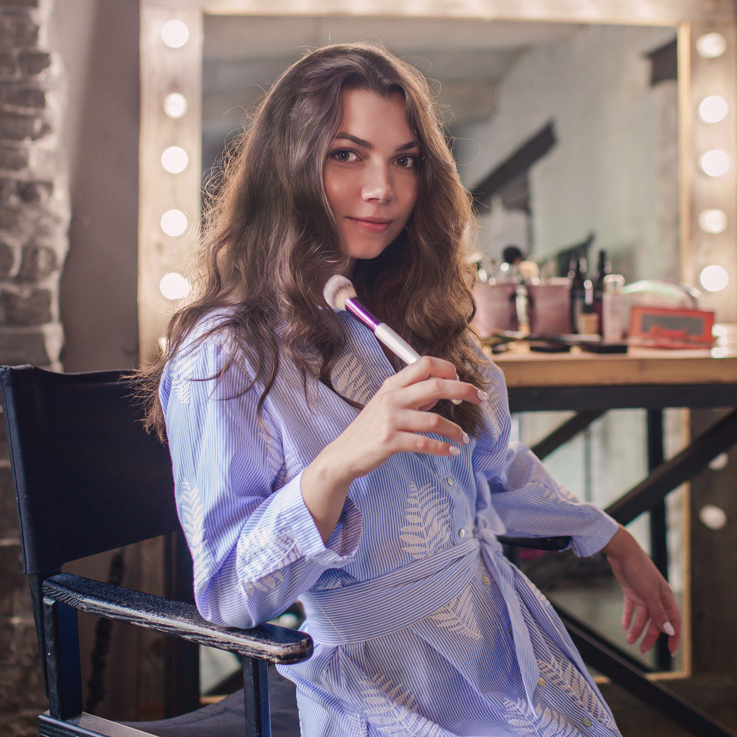 Фотосессия визажиста в студии