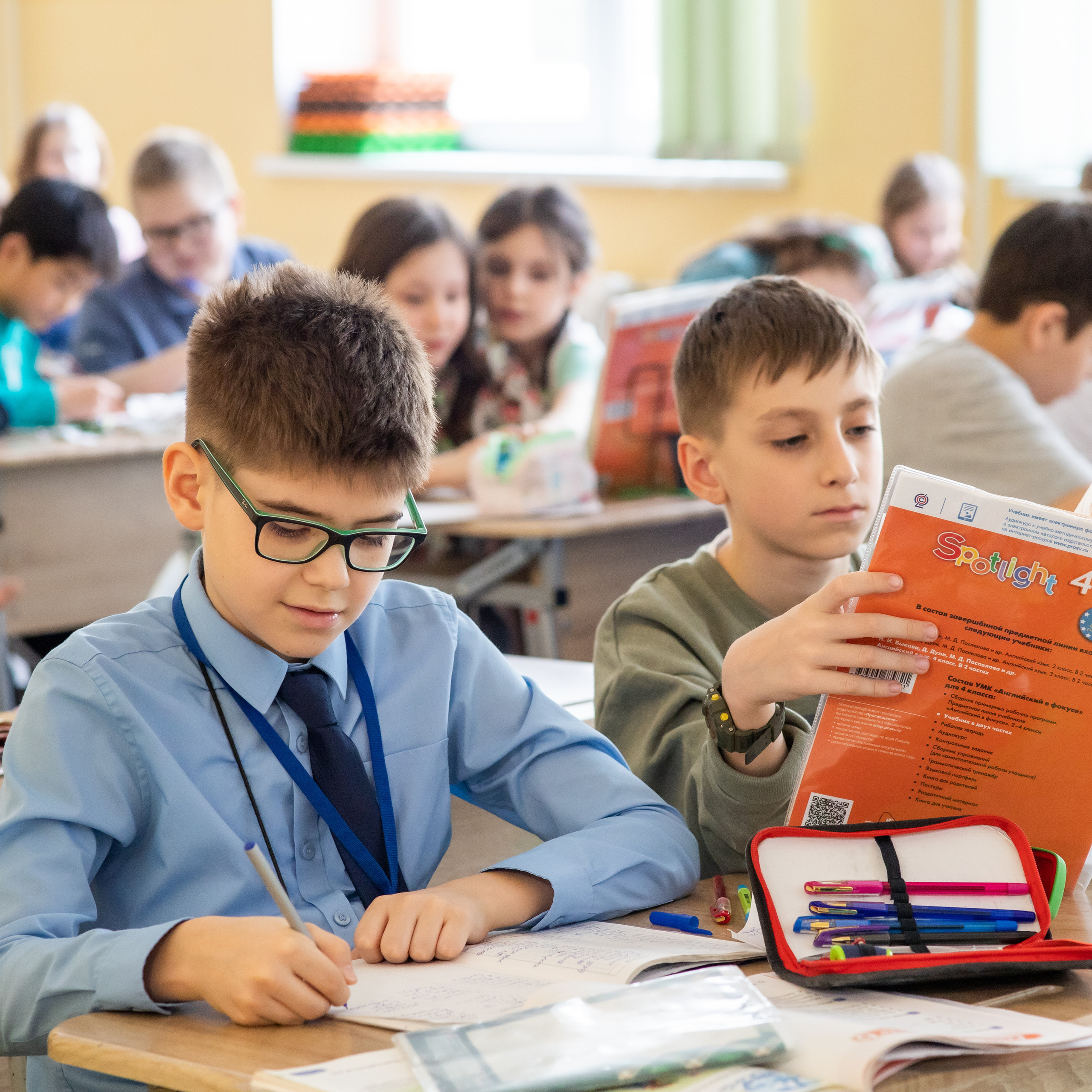 Репортажная съемка 4 класса для выпускных альбомов