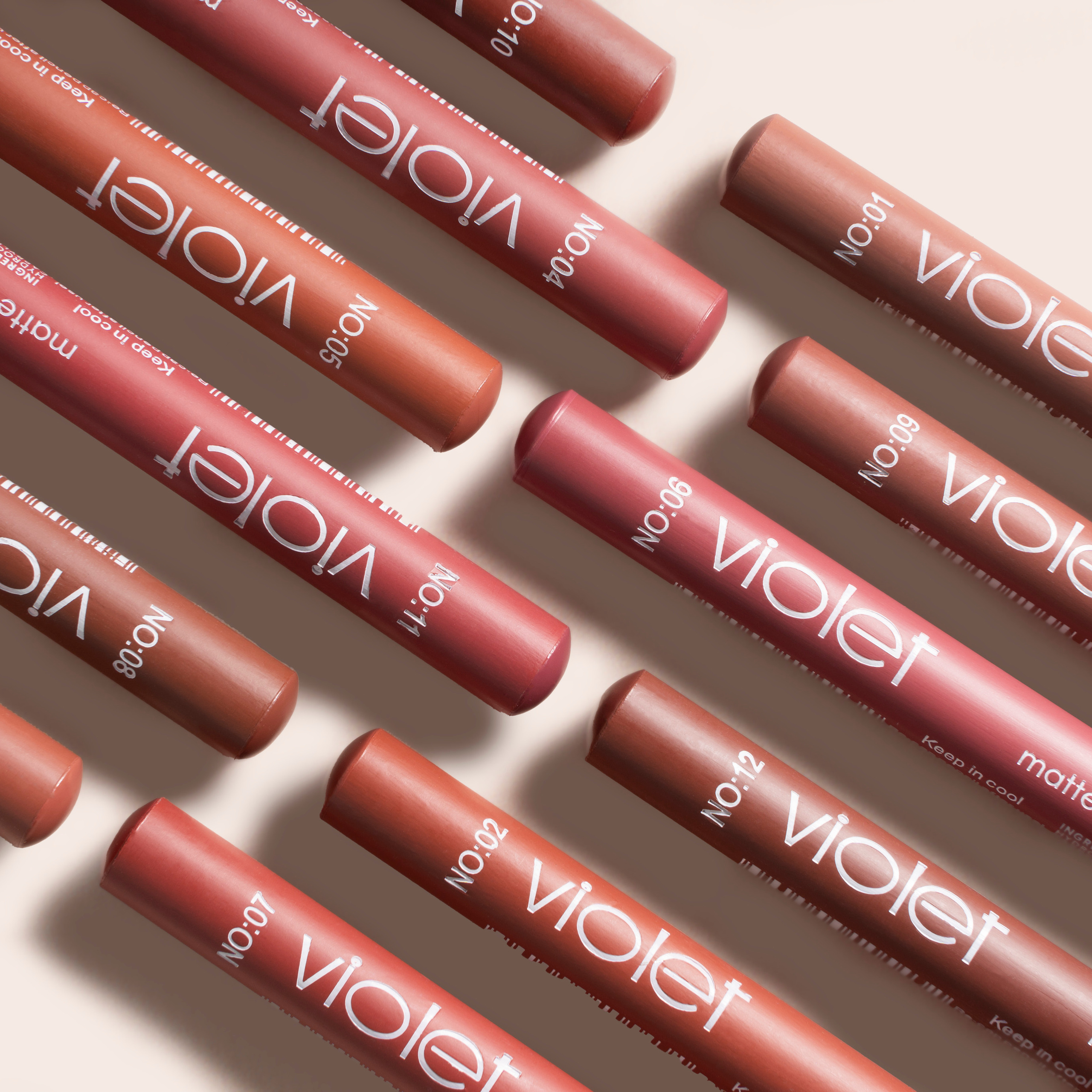 Карандаши для губ. фото для карточки товара.