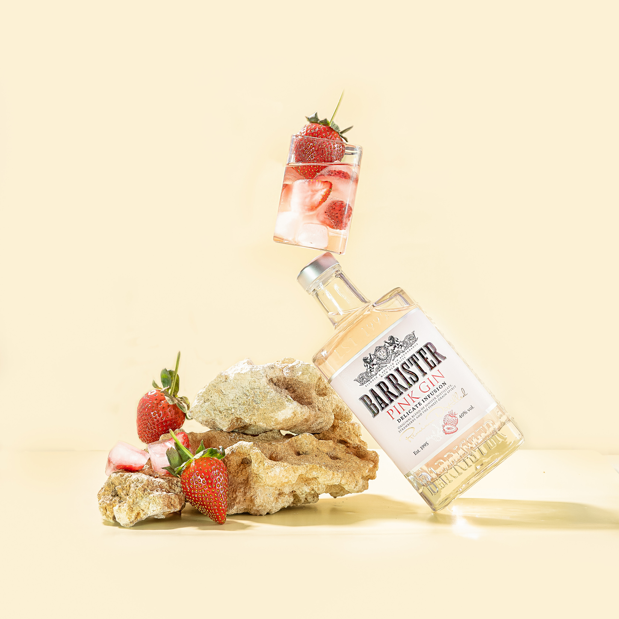 Джин. Имидж кадры.