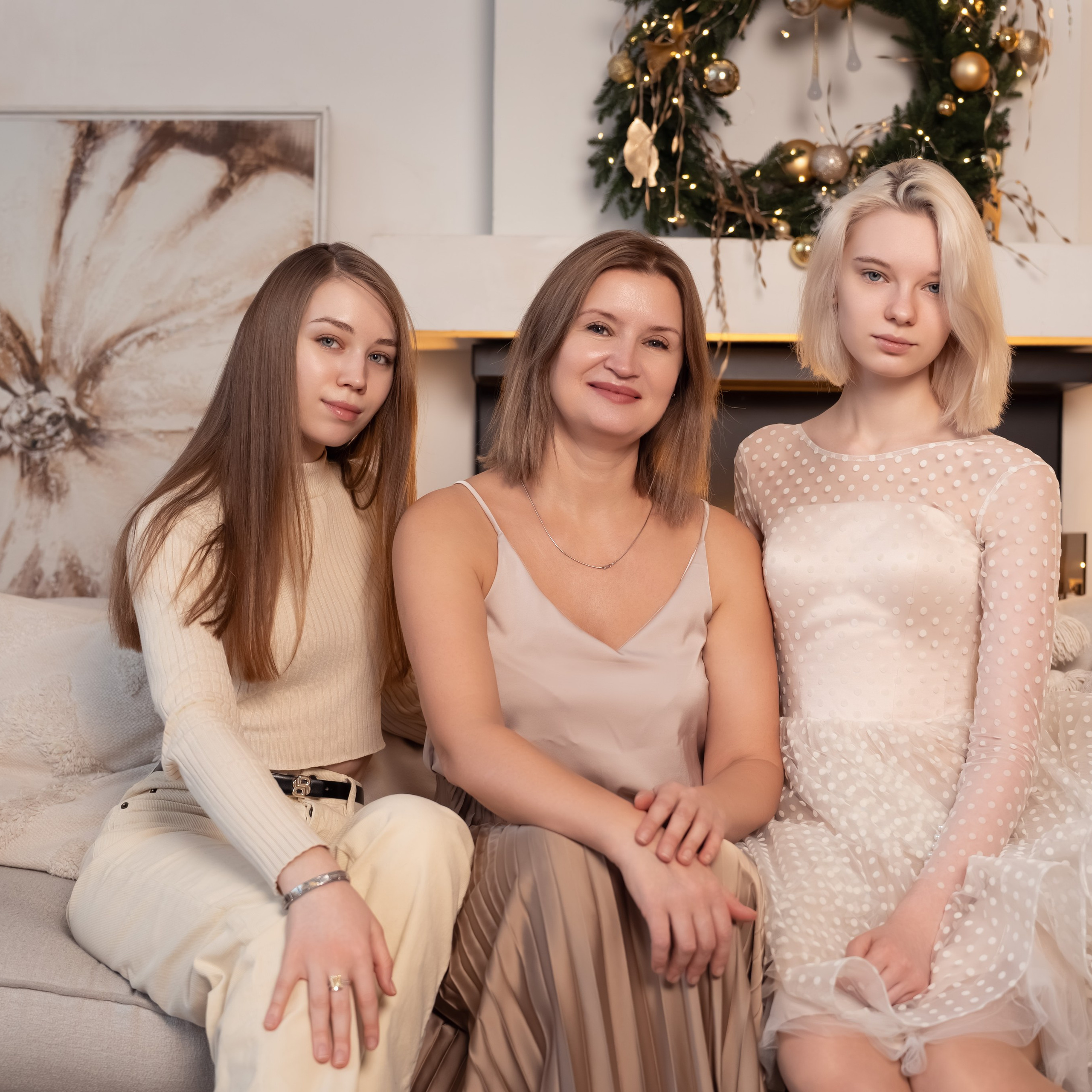 Мила, Мира, Мария и&nbsp;Михаил